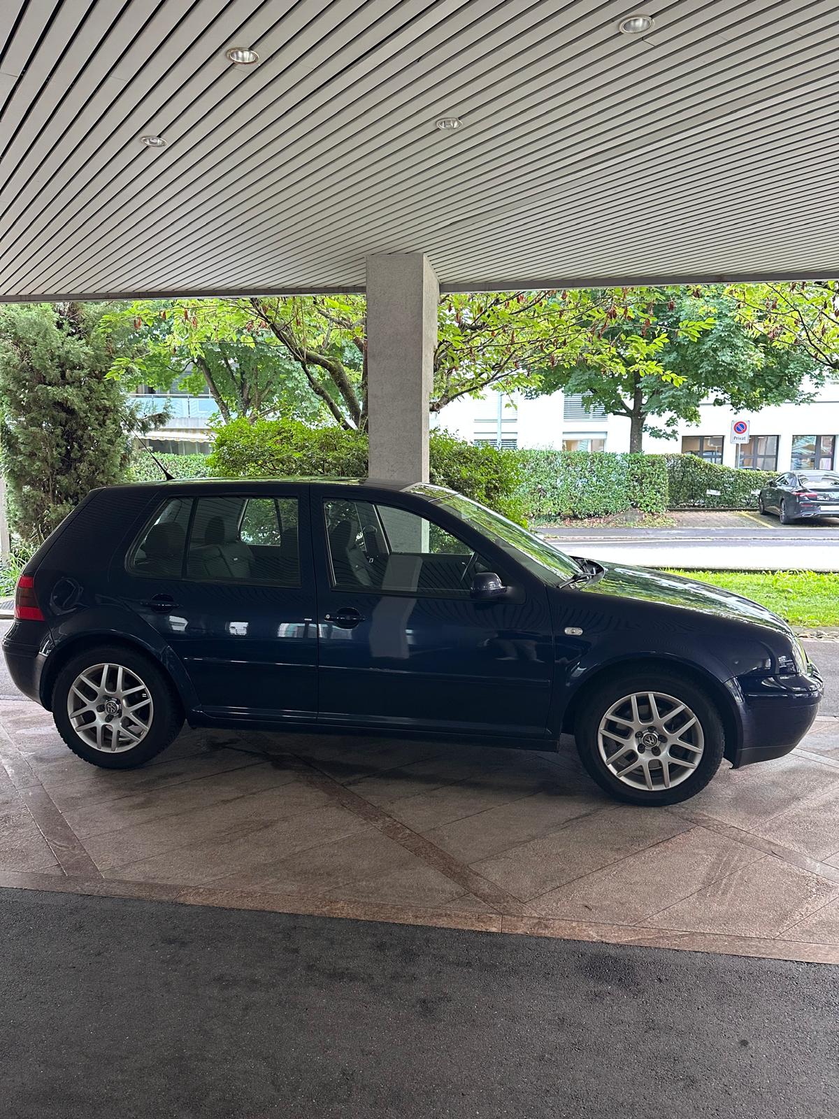 VW Golf 2.3 V5 GTI-image-9