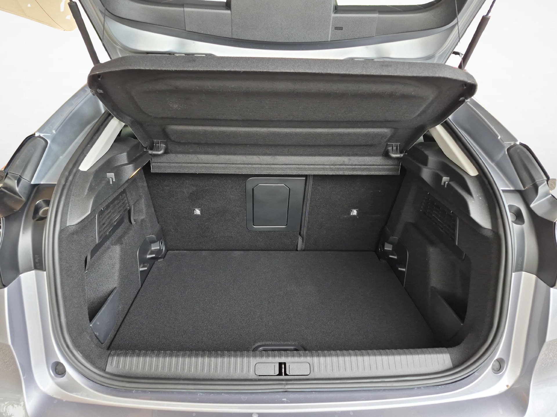 CITROEN C4 1.2 PureTech Shine / ab 3,99% Leasing bei Abschluss einer Protect Autoversicherung-image-11