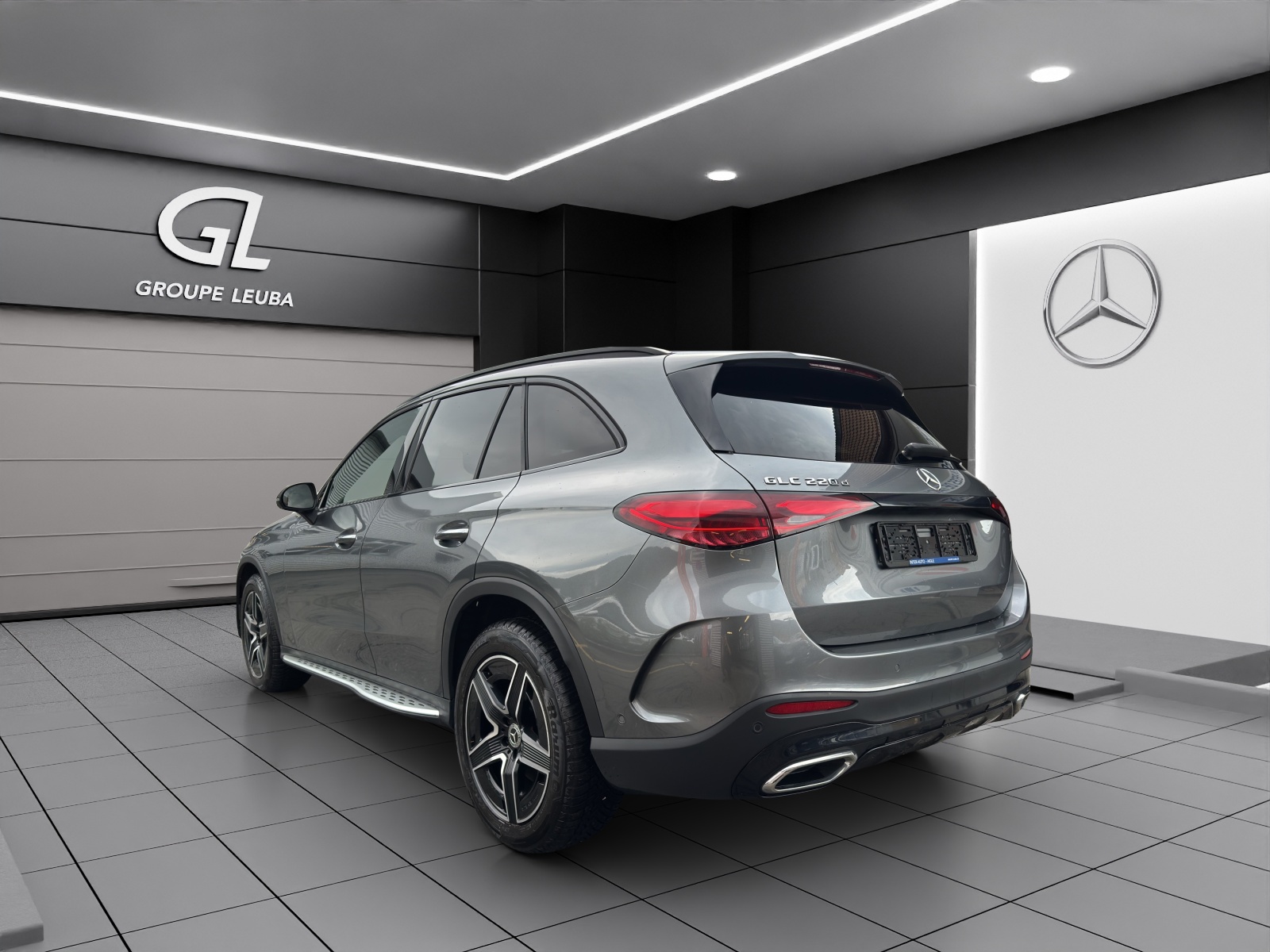 MERCEDES-BENZ GLC 220 d 4M 9G-Tronic-showroom-element-3
