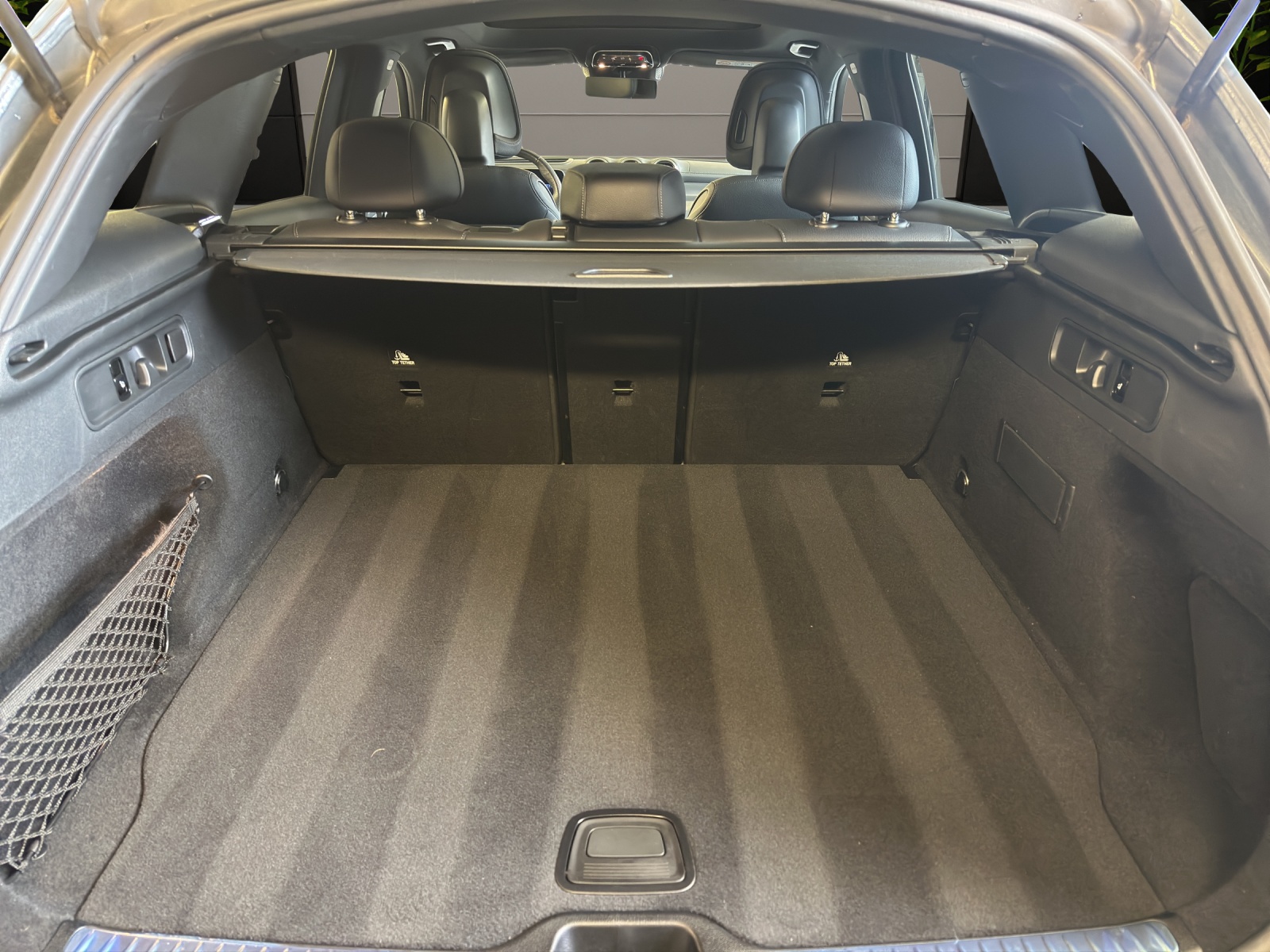 MERCEDES-BENZ GLC 220 d 4M 9G-Tronic-image-11
