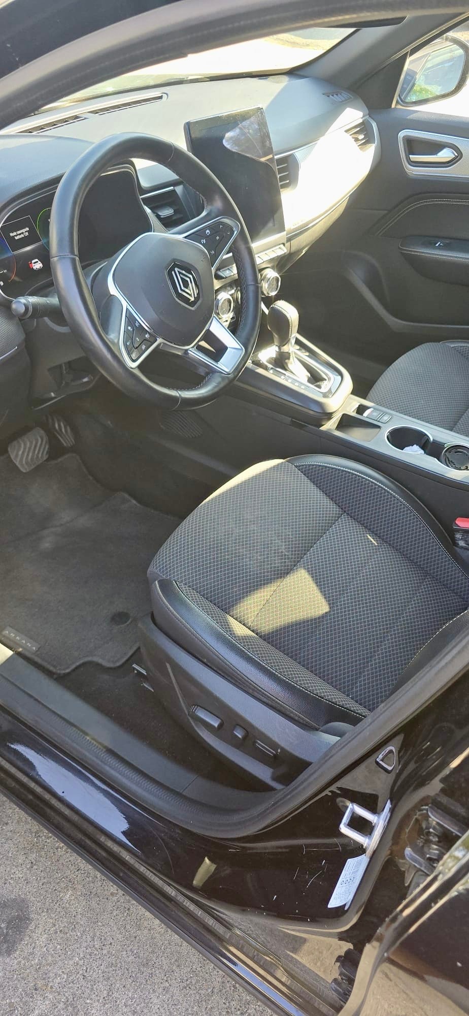 RENAULT Arkana 1.6 E-Tech Techno-image-9