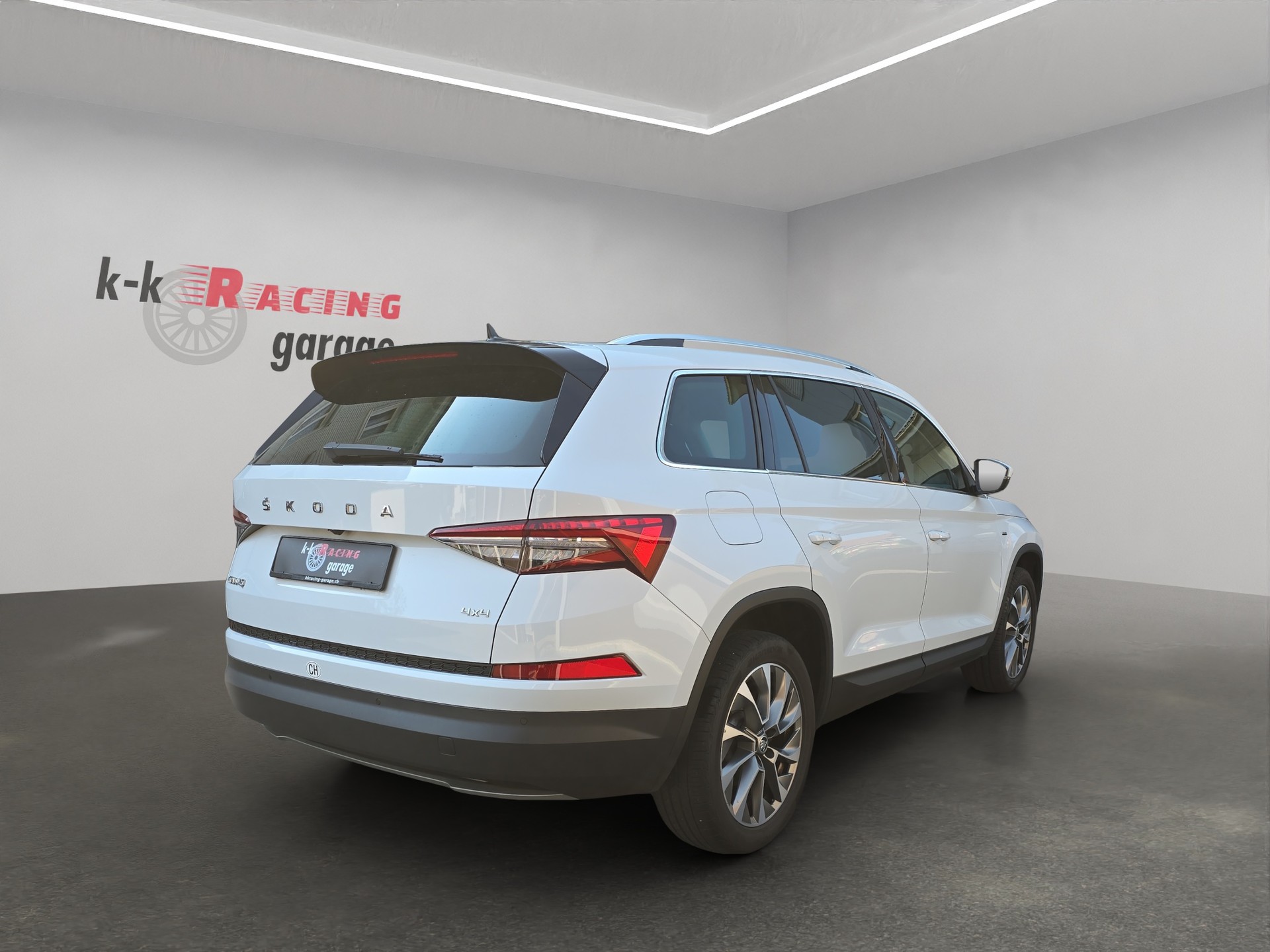 SKODA Kodiaq 2.0 TDI CR Clever 4x4 DSG-showroom-element-3