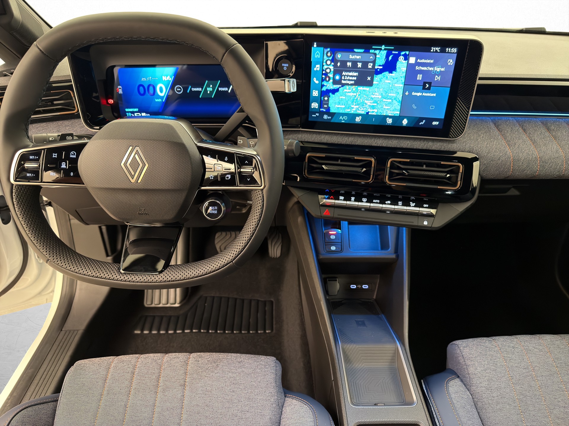 RENAULT R4 E-Tech Comfort Range plein-image-8