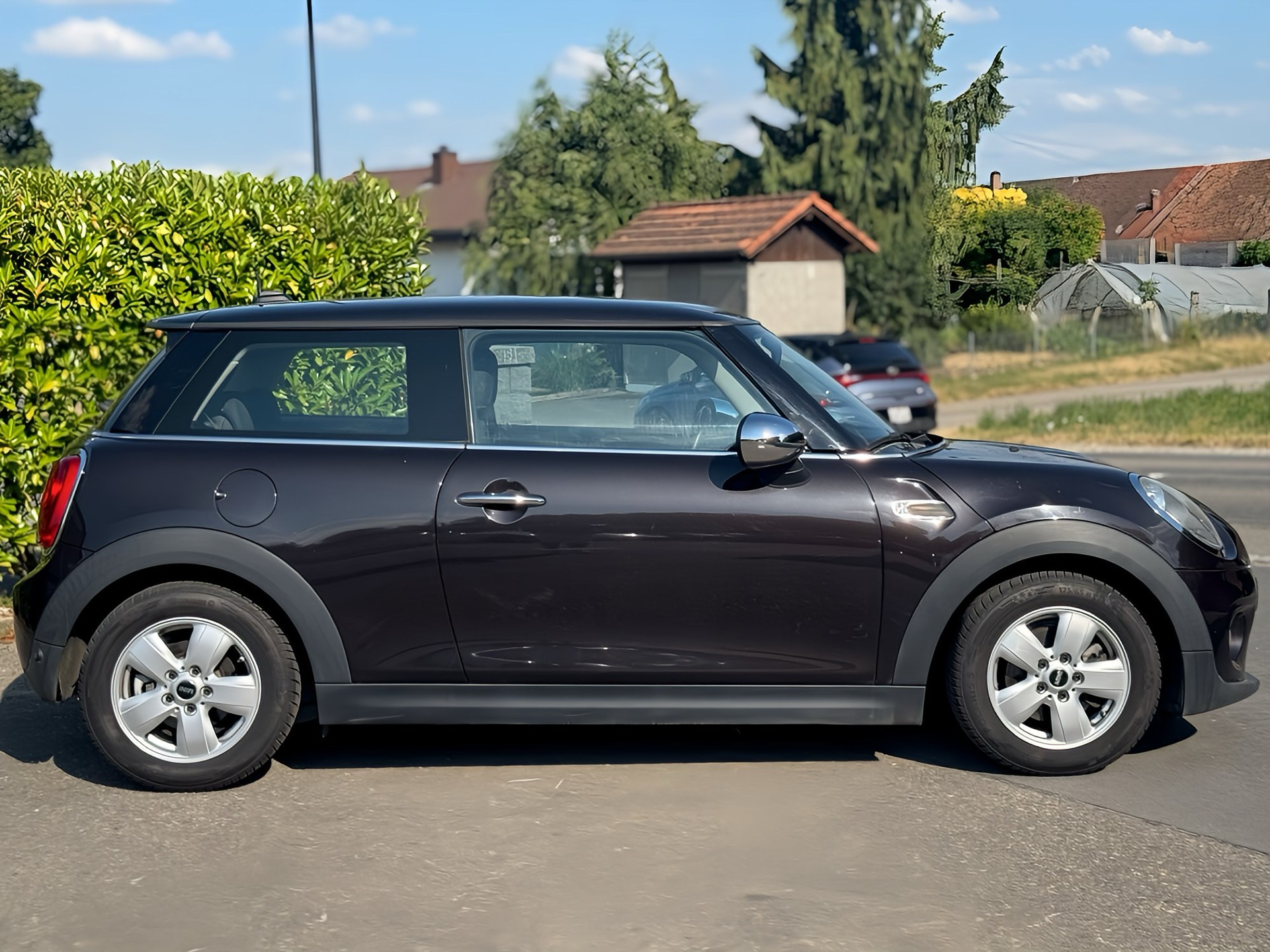 MINI One-image-1