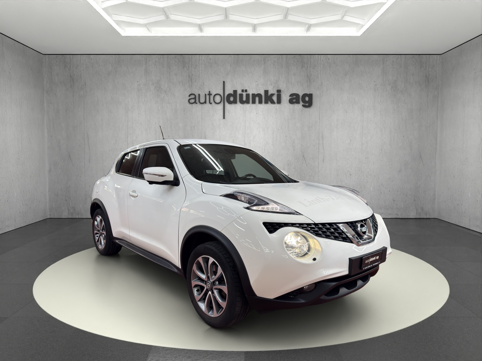 NISSAN Juke 1.6 DIG-T tekna 4x4 Xtronic M-CVT-image-5