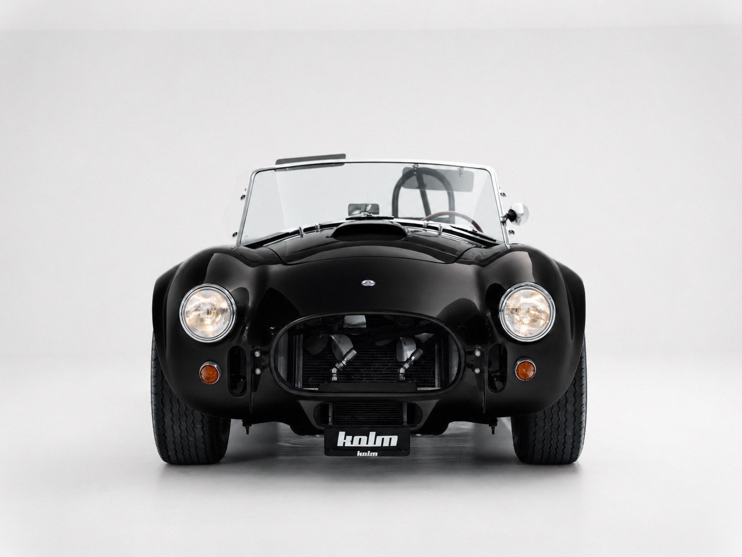 AC 427SC Cobra Competition-showroom-element-1