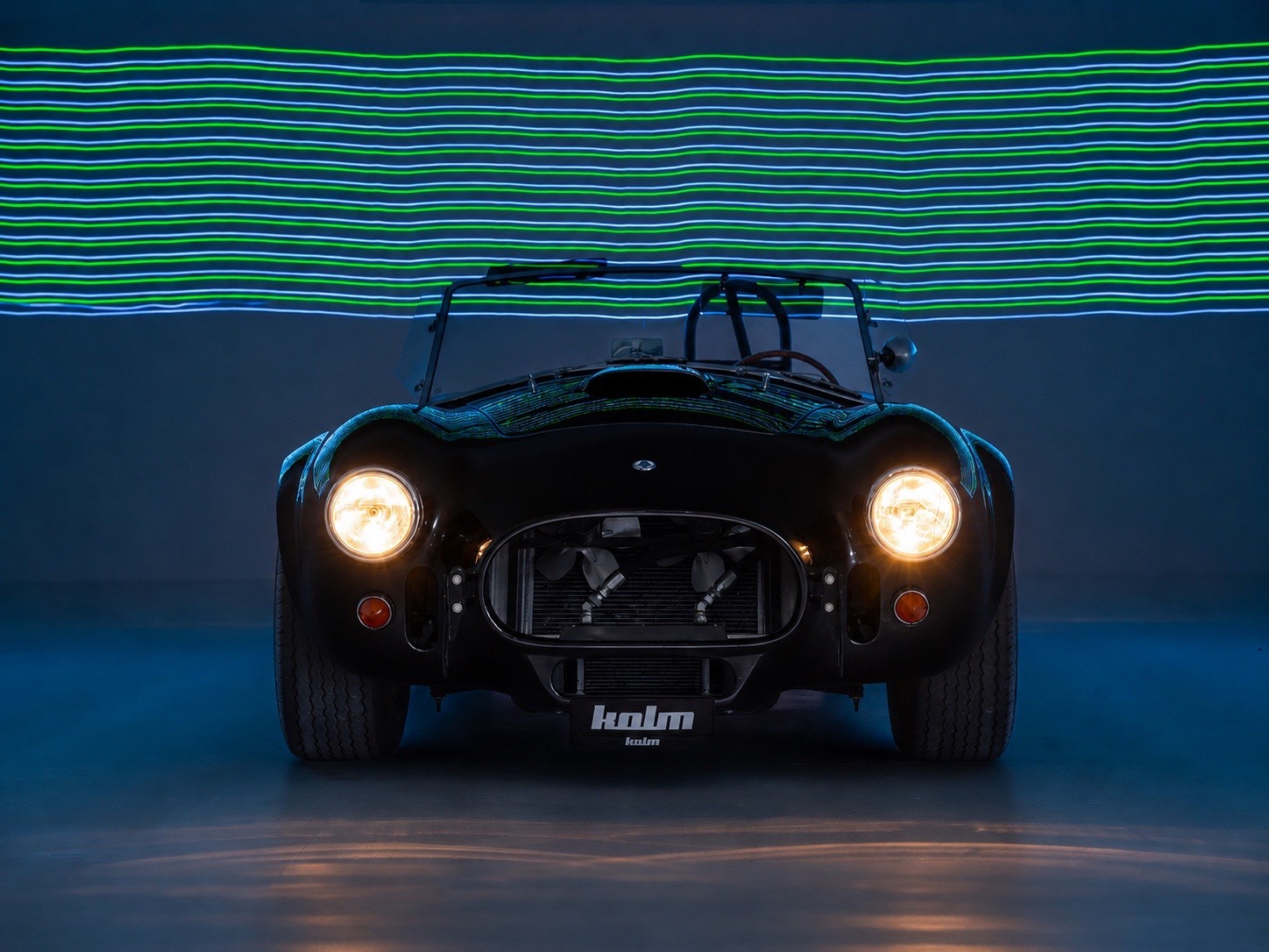 AC 427SC Cobra Competition