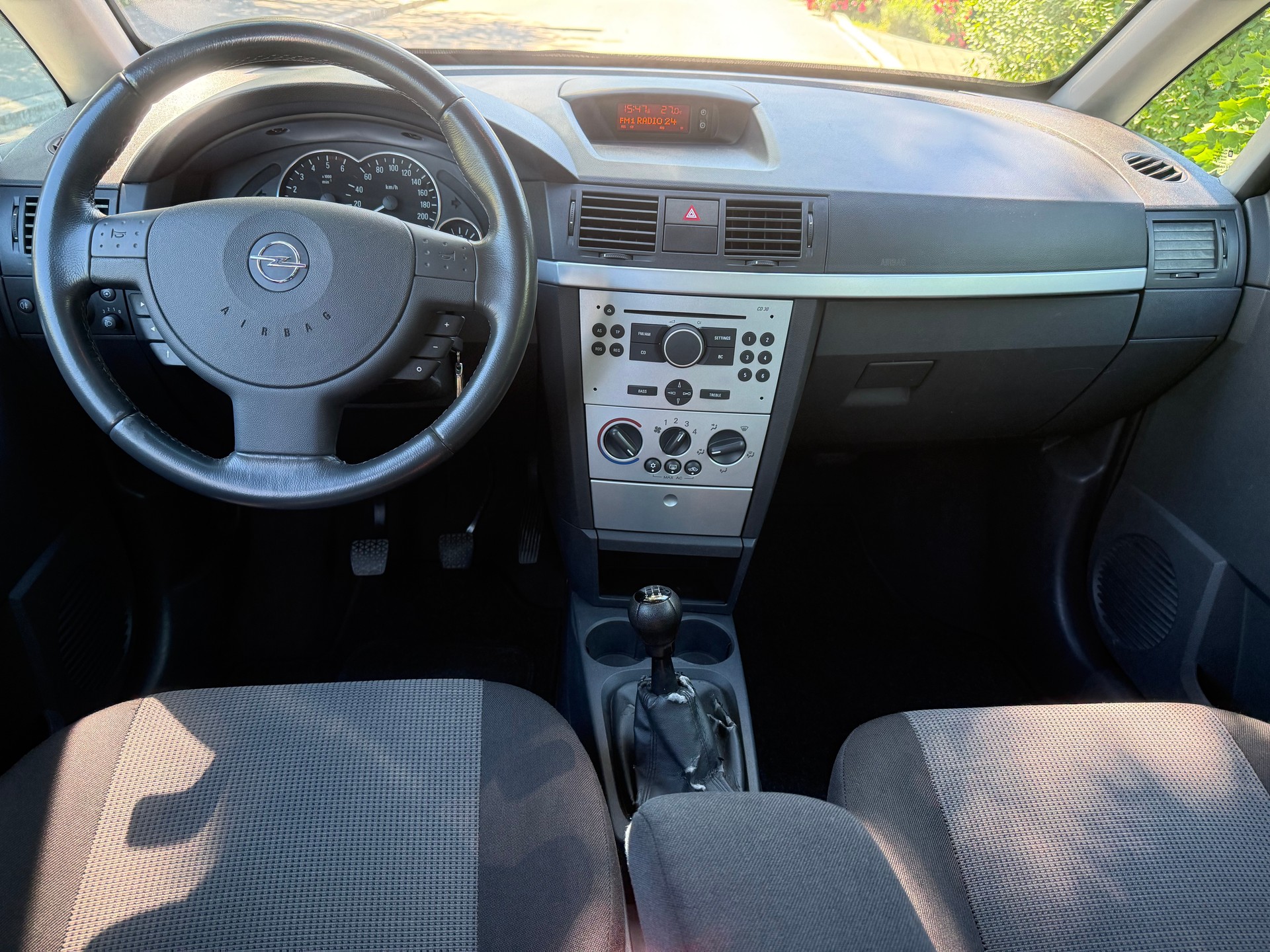OPEL Meriva 1.7 CDTi Linea Fresca-image-24