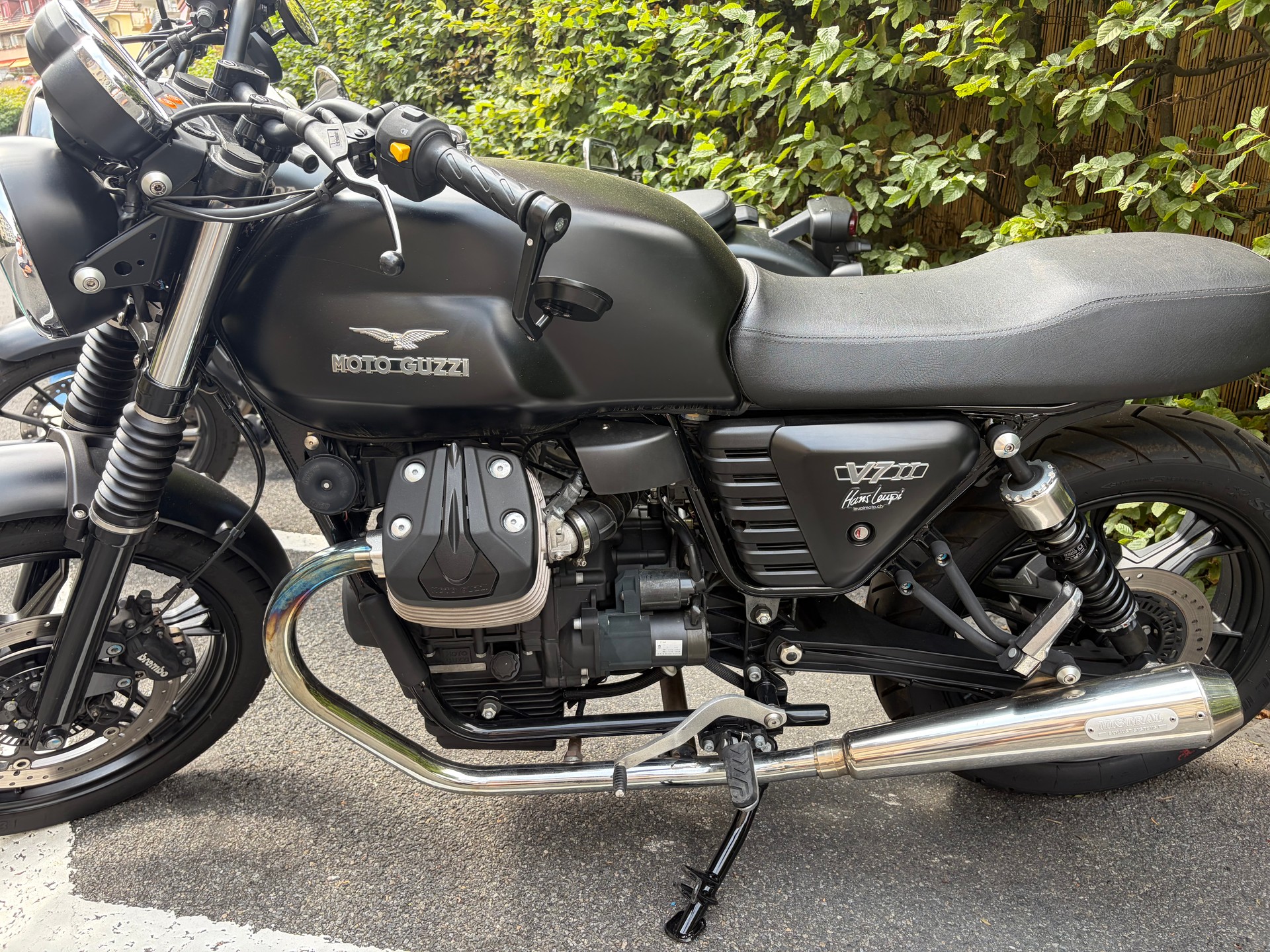 MOTO GUZZI V7 II Stone 750 A-image-3