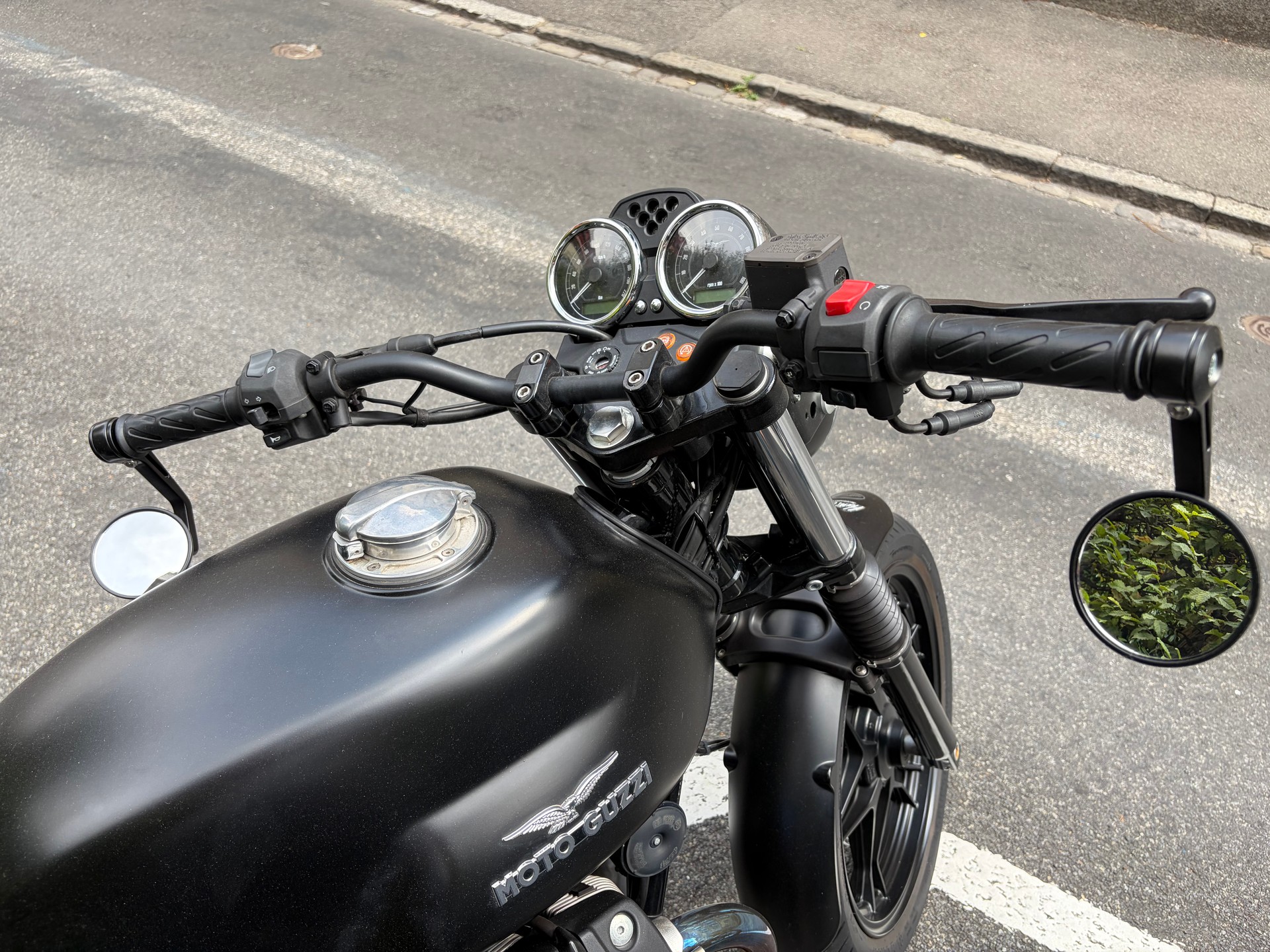 MOTO GUZZI V7 II Stone 750 A-image-0