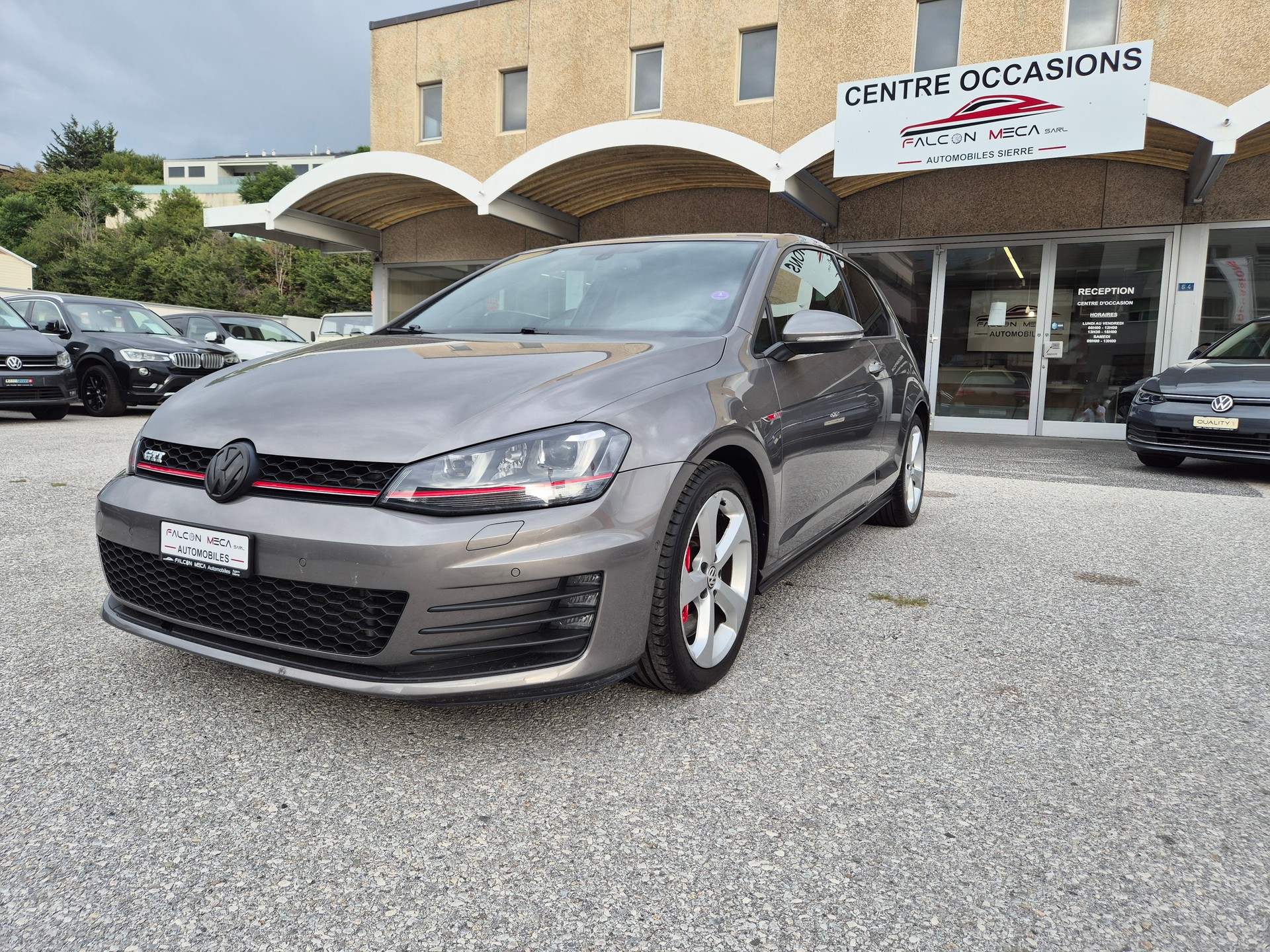 VW Golf 2.0 TSI GTI Performance DSG-showroom-element-2