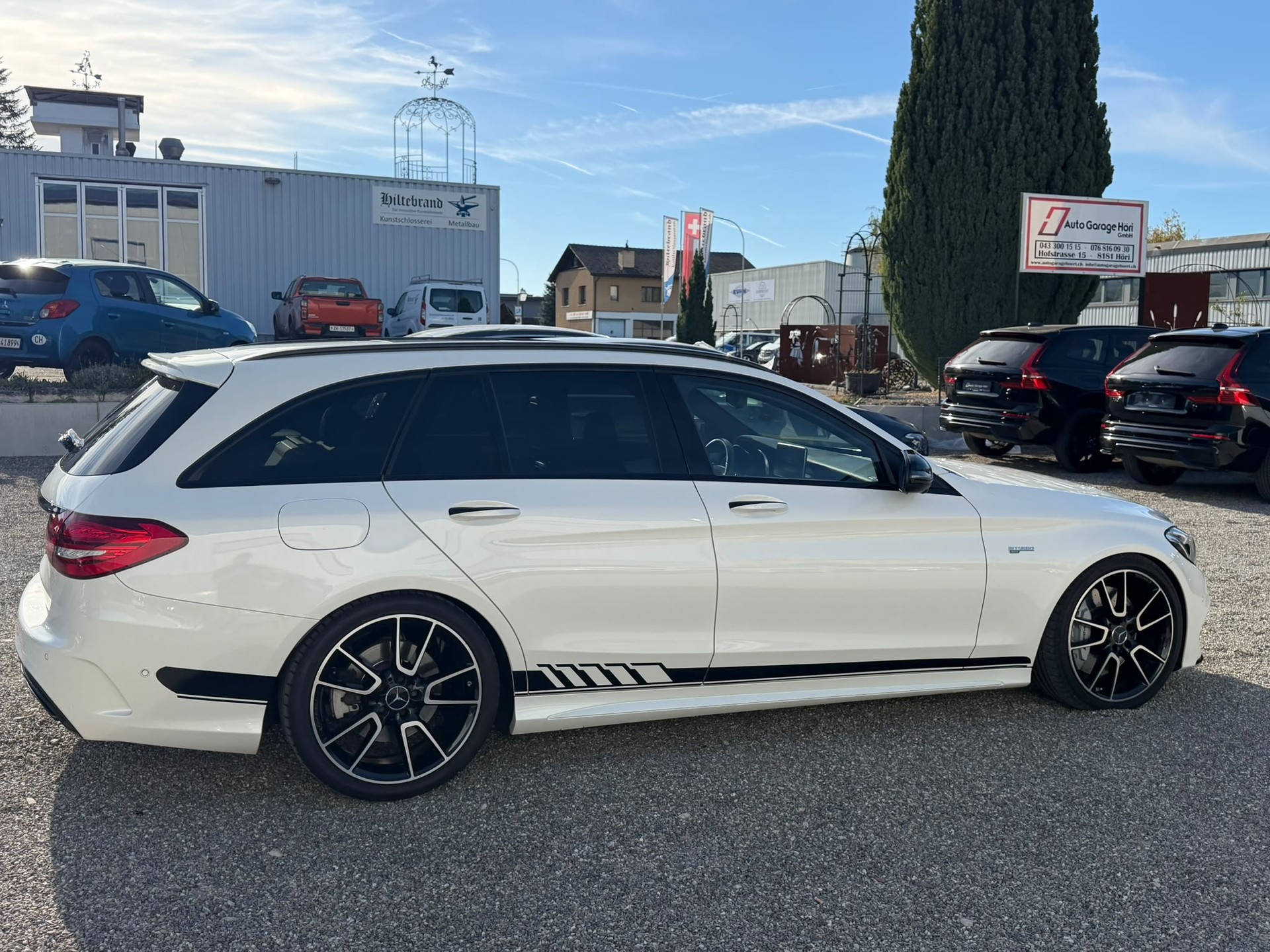 MERCEDES-BENZ C 43 AMG 4Matic 9G-Tronic-image-4