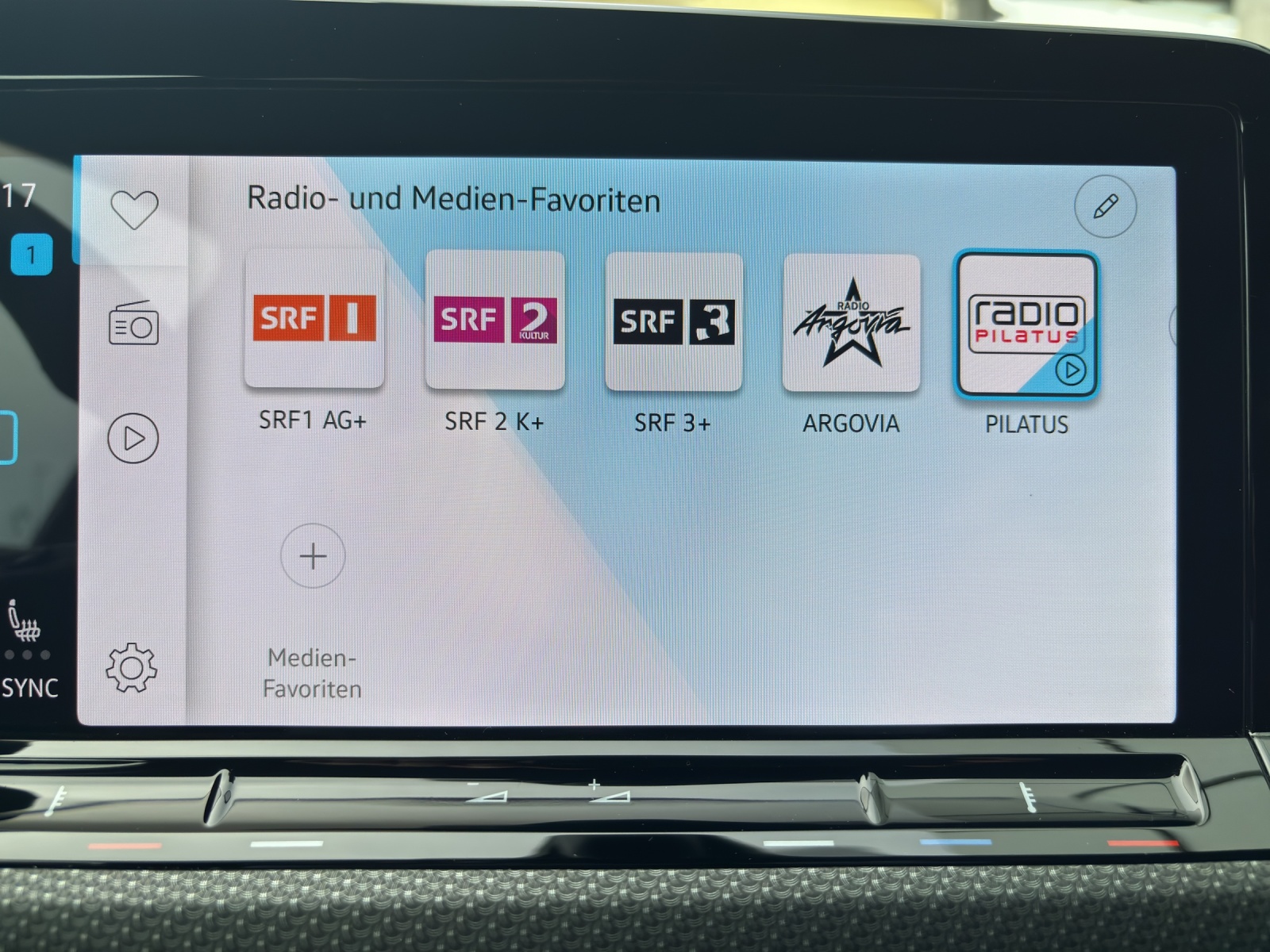 VW Golf 1.5 eTSI mHEV ACT R-Line DSG mit Keyless & Rückfahrkamera-image-23