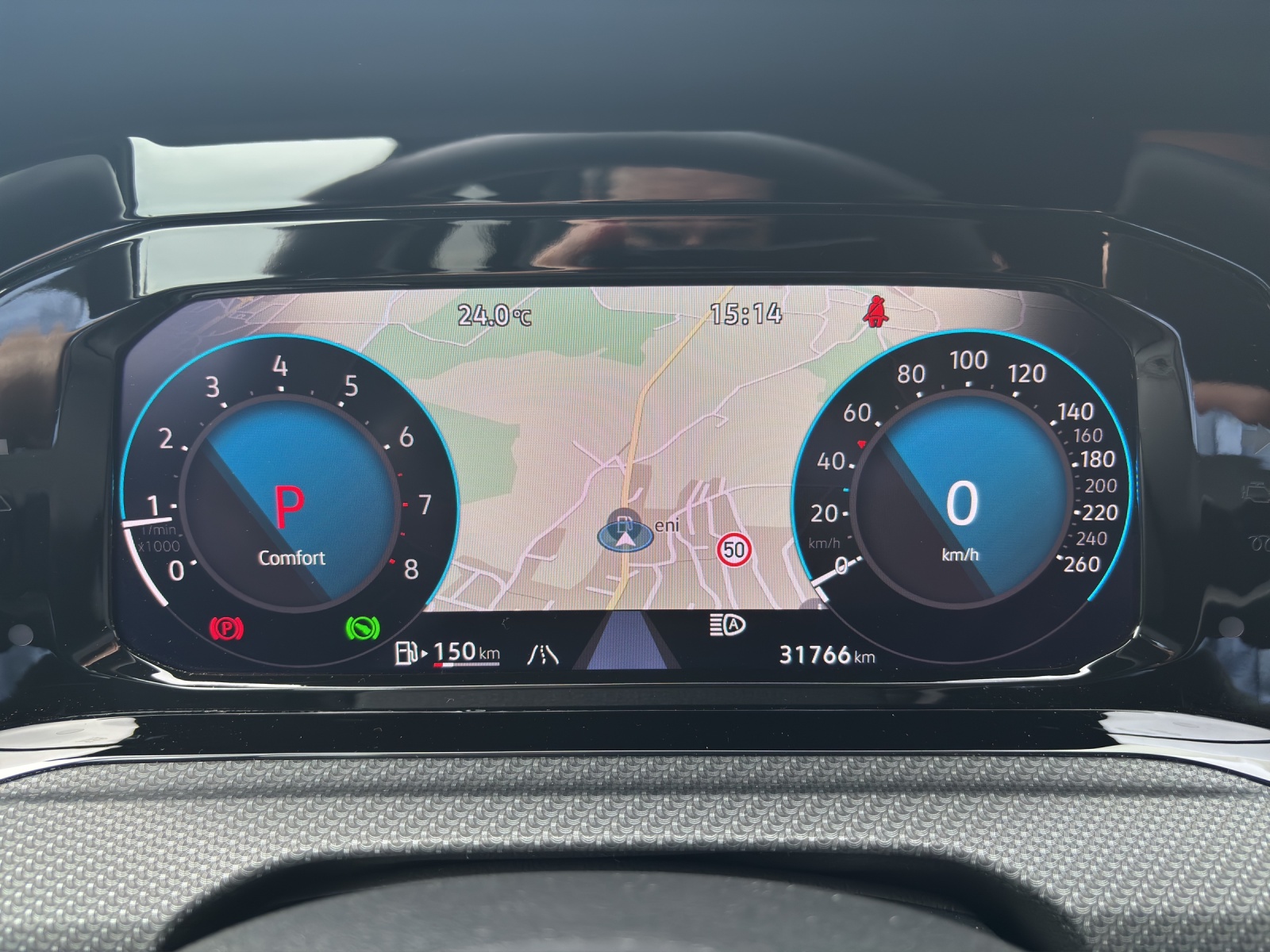 VW Golf 1.5 eTSI mHEV ACT R-Line DSG mit Keyless & Rückfahrkamera-image-12