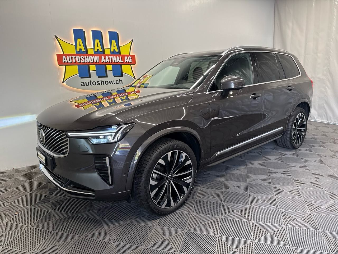 VOLVO XC90 B5 Benzin Mild Hybrid AWD Plus Bright Geartronic