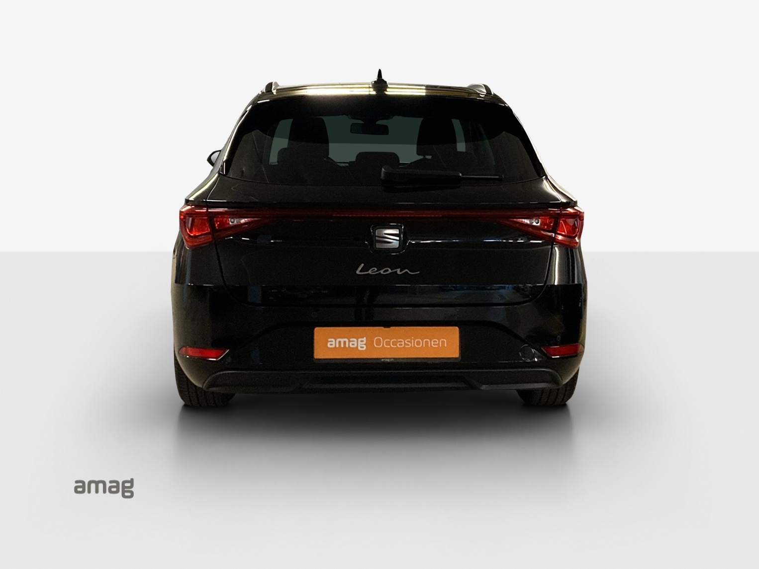 SEAT Leon ST 2.0 TDI EVO DSG Style-showroom-element-3