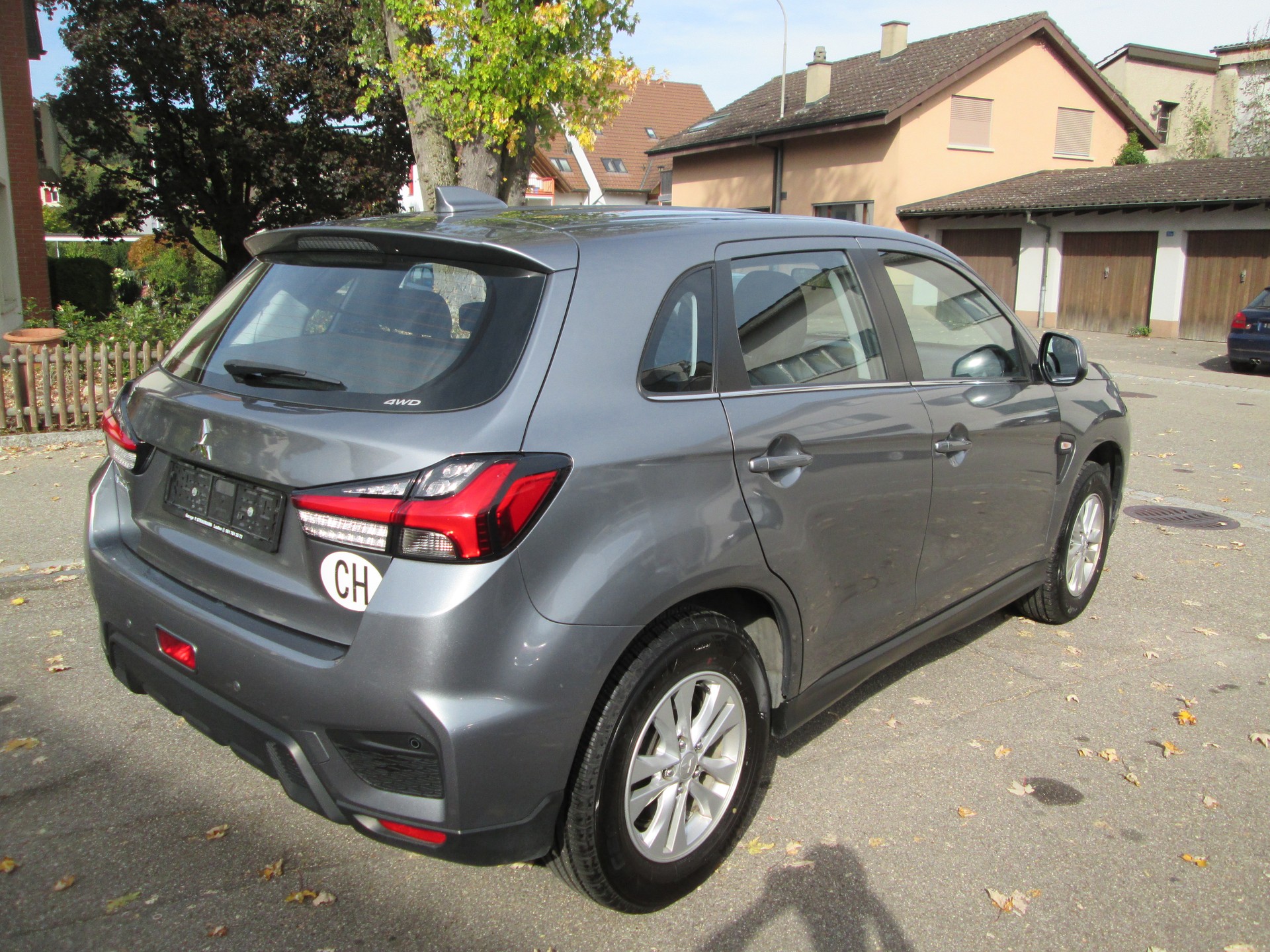 MITSUBISHI ASX 2.0 MIVEC Value 4WD Automat-image-4