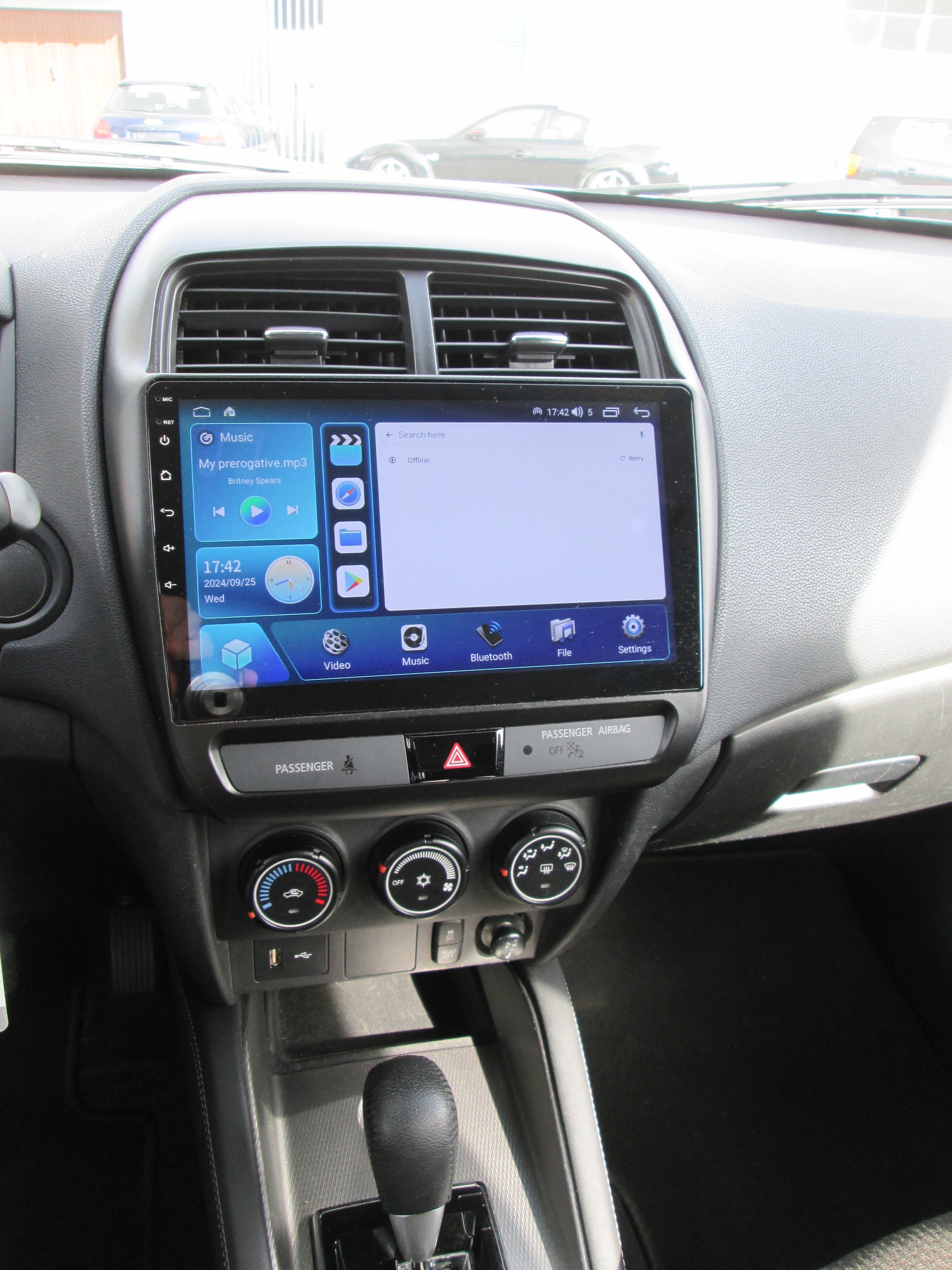 MITSUBISHI ASX 2.0 MIVEC Value 4WD Automat-image-13
