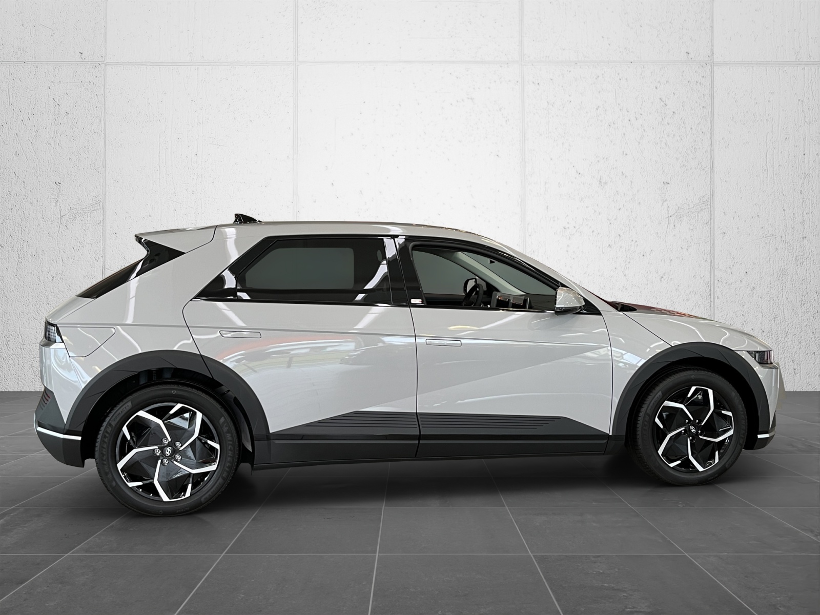 HYUNDAI Ioniq 5 77kWh Amplia 4WD-image-6