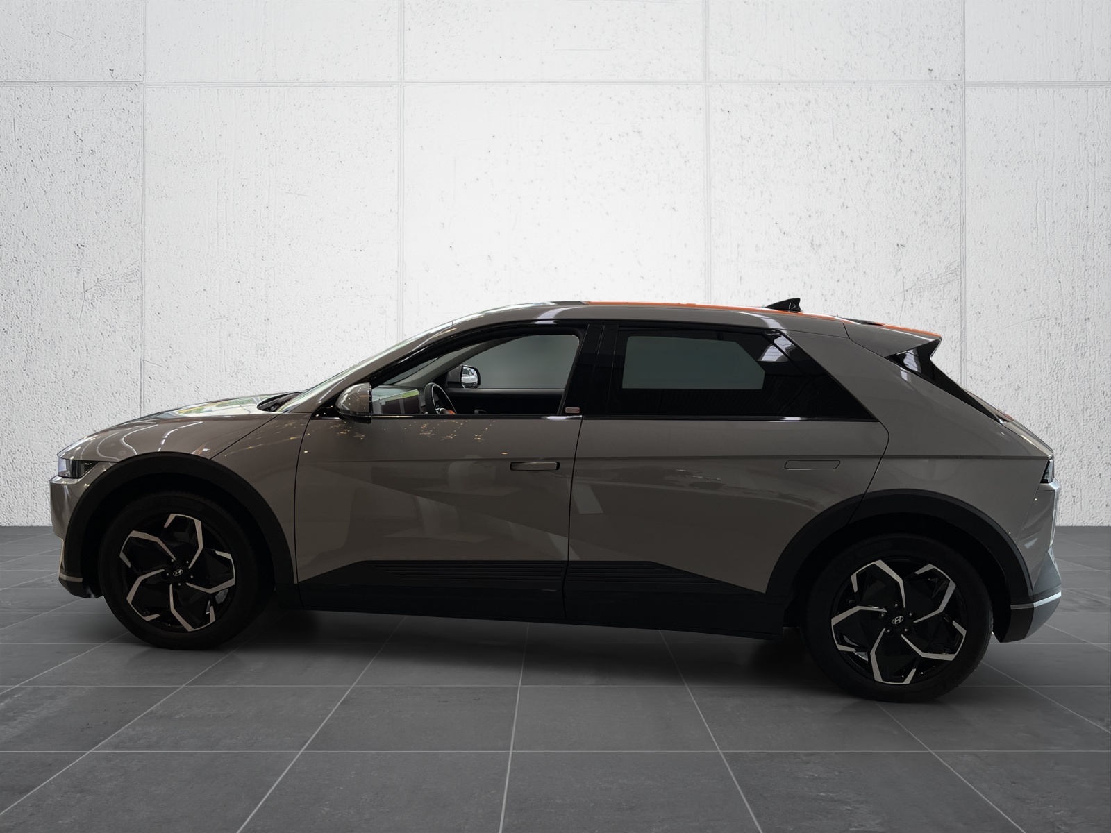 HYUNDAI Ioniq 5 77kWh Amplia 4WD-image-2
