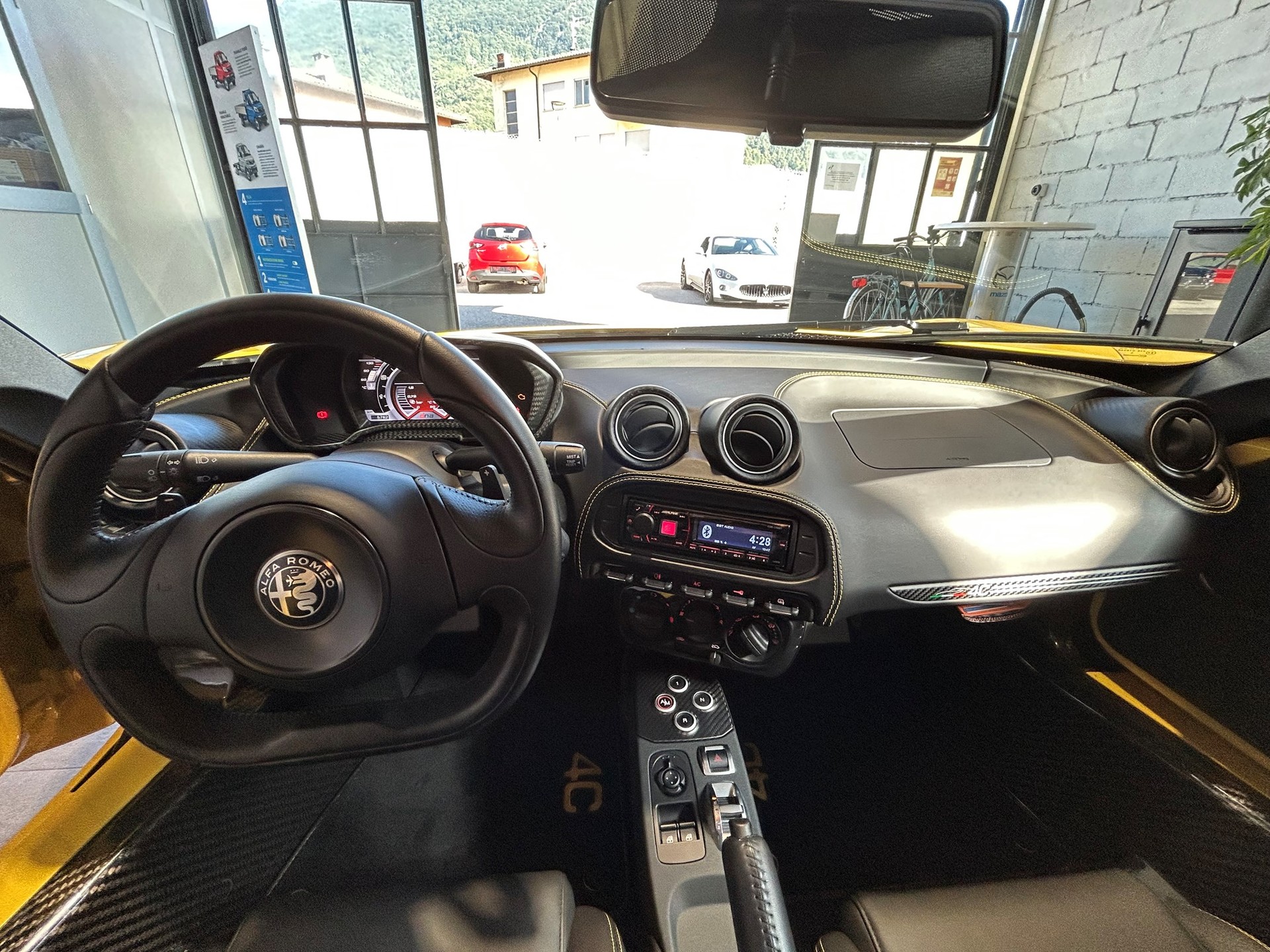ALFA ROMEO 4C 1750 TBi TCT-image-9