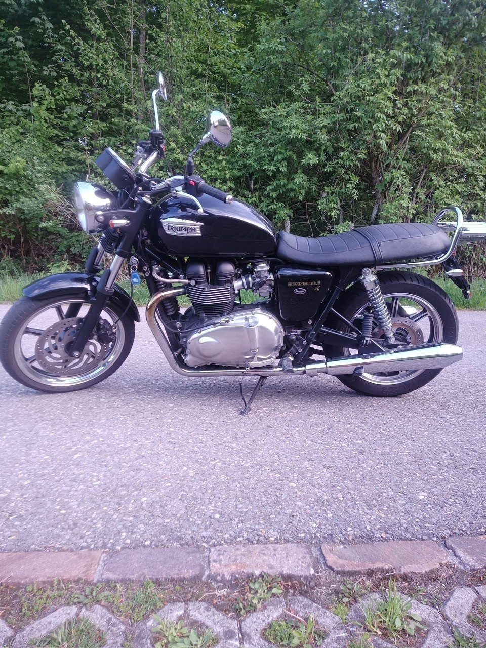 TRIUMPH Bonneville SE 900 i