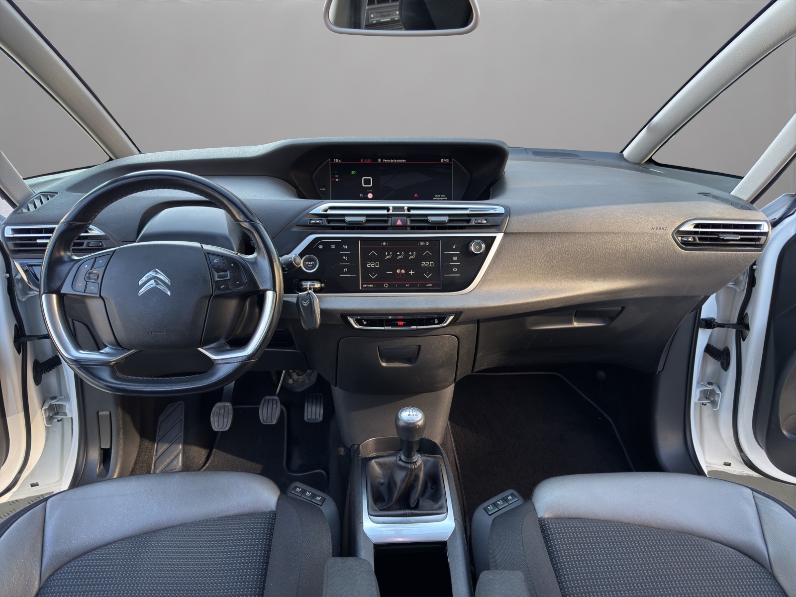 CITROEN C4 Picasso 1.2 Pure Tech Shine-image-13