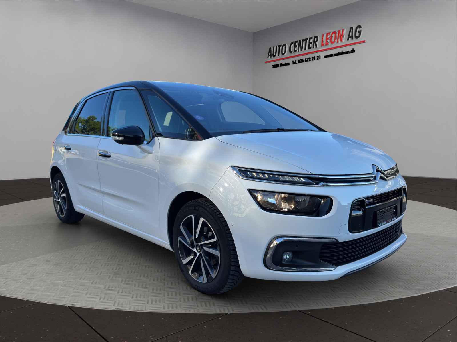 CITROEN C4 Picasso 1.2 Pure Tech Shine-image-7