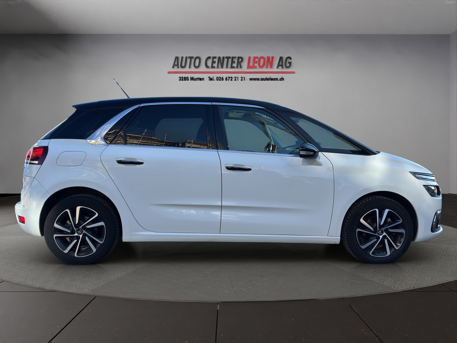 CITROEN C4 Picasso 1.2 Pure Tech Shine-image-6