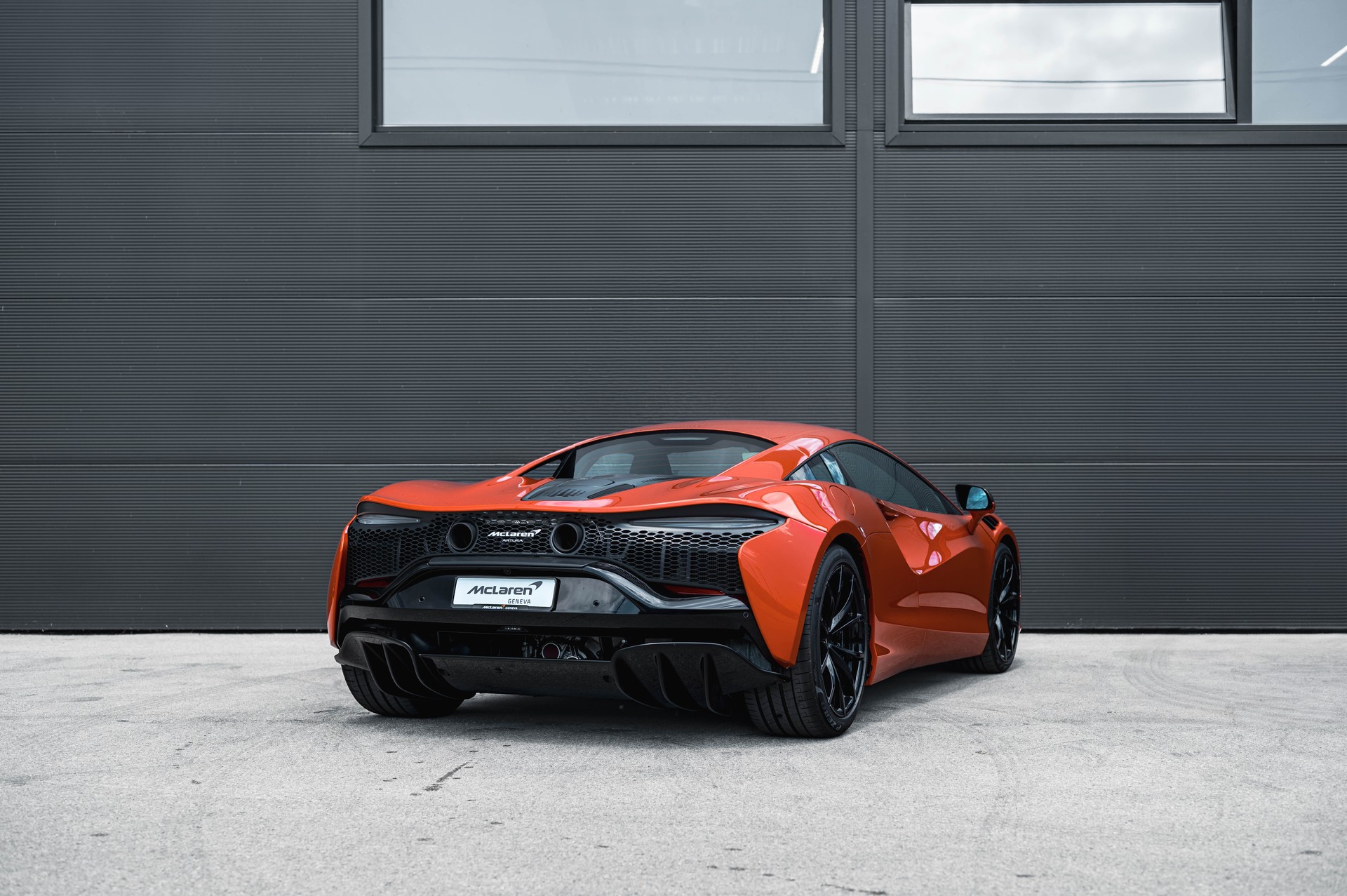 McLAREN ARTURA Tech-Lux-image-6