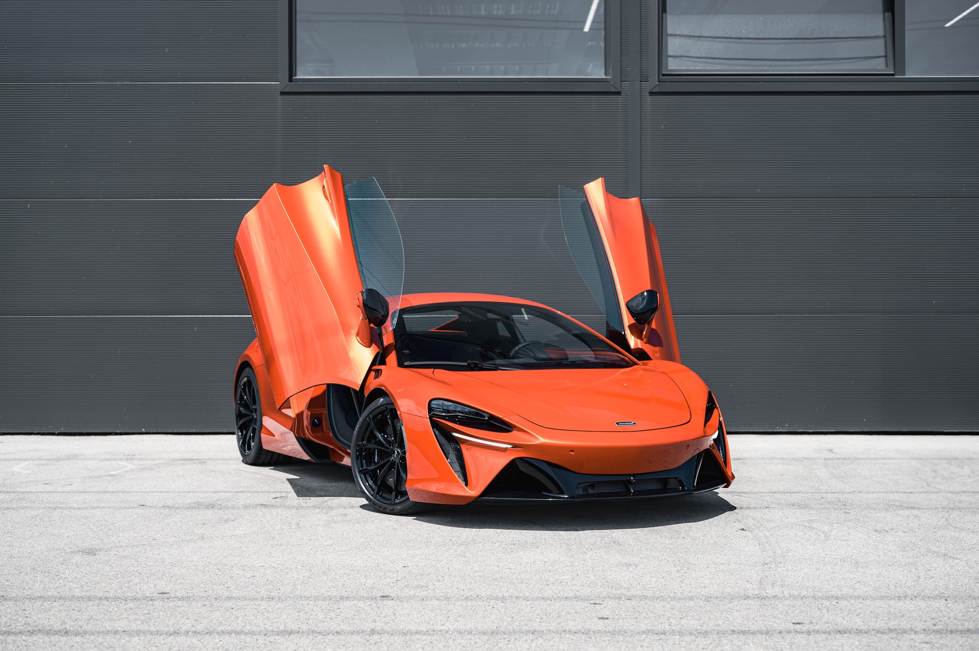 McLAREN ARTURA Tech-Lux-image-3