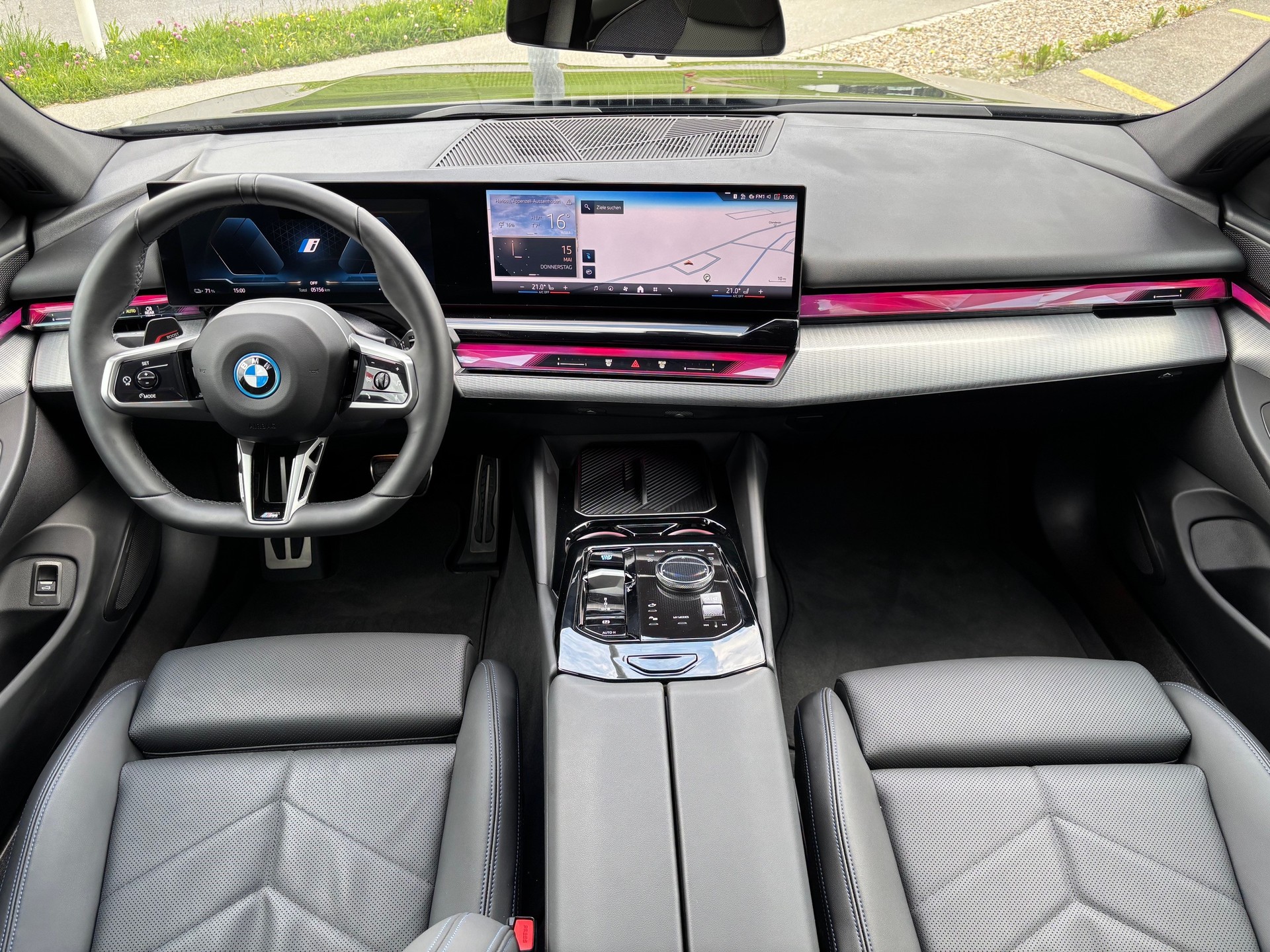 BMW i5 eDrive 40 M Sport-image-6
