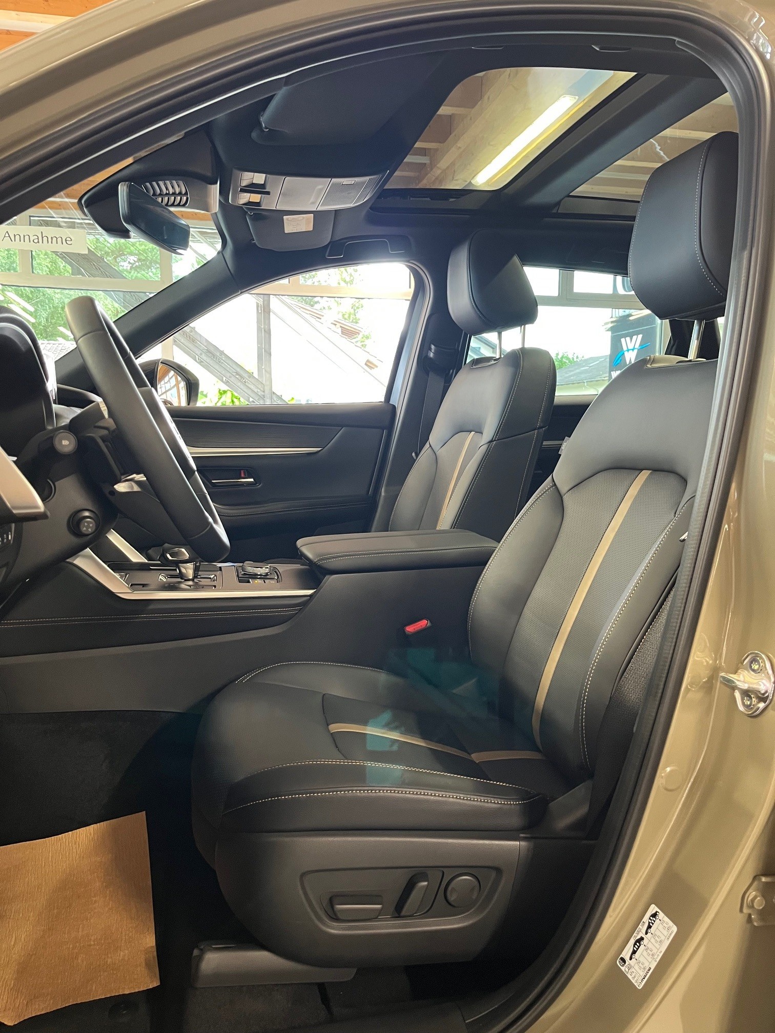 MAZDA CX-60 e-Skyactiv PHEV 327 AWD Homura-image-5