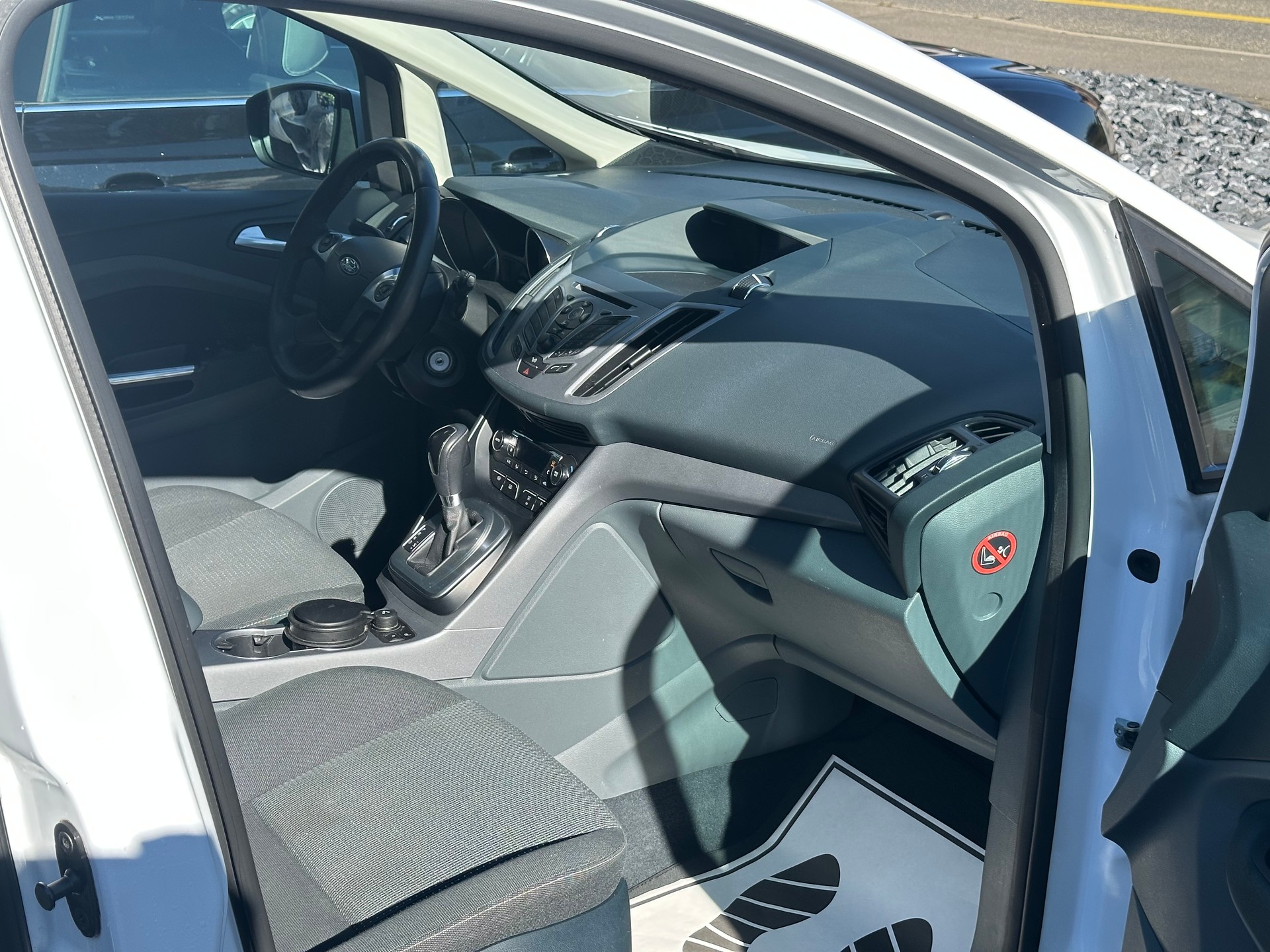 FORD Grand C-Max 2.0 TDCi Family-Edition PowerShift-image-10