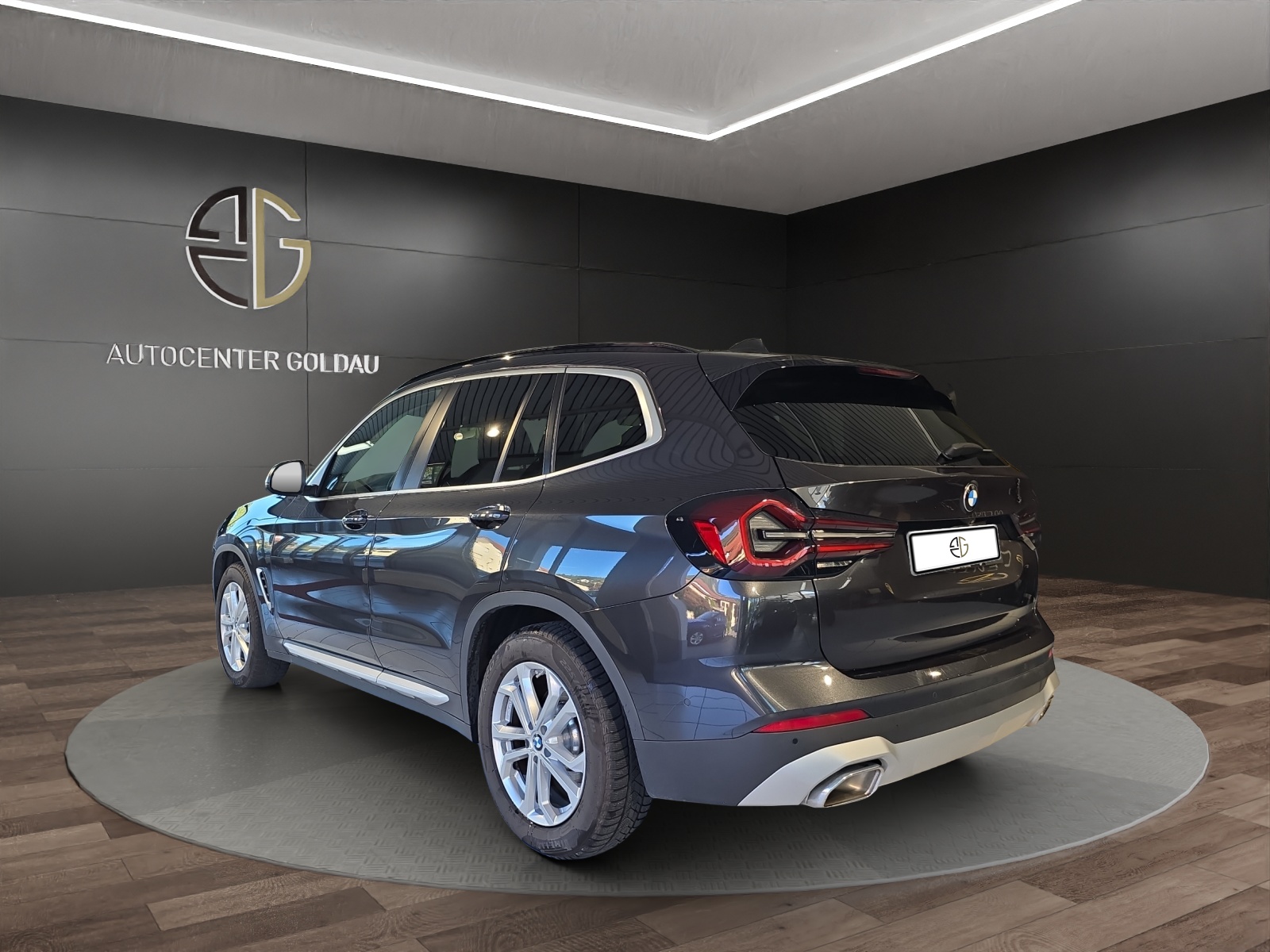 BMW X3 xDrive 48V 20d-showroom-element-1