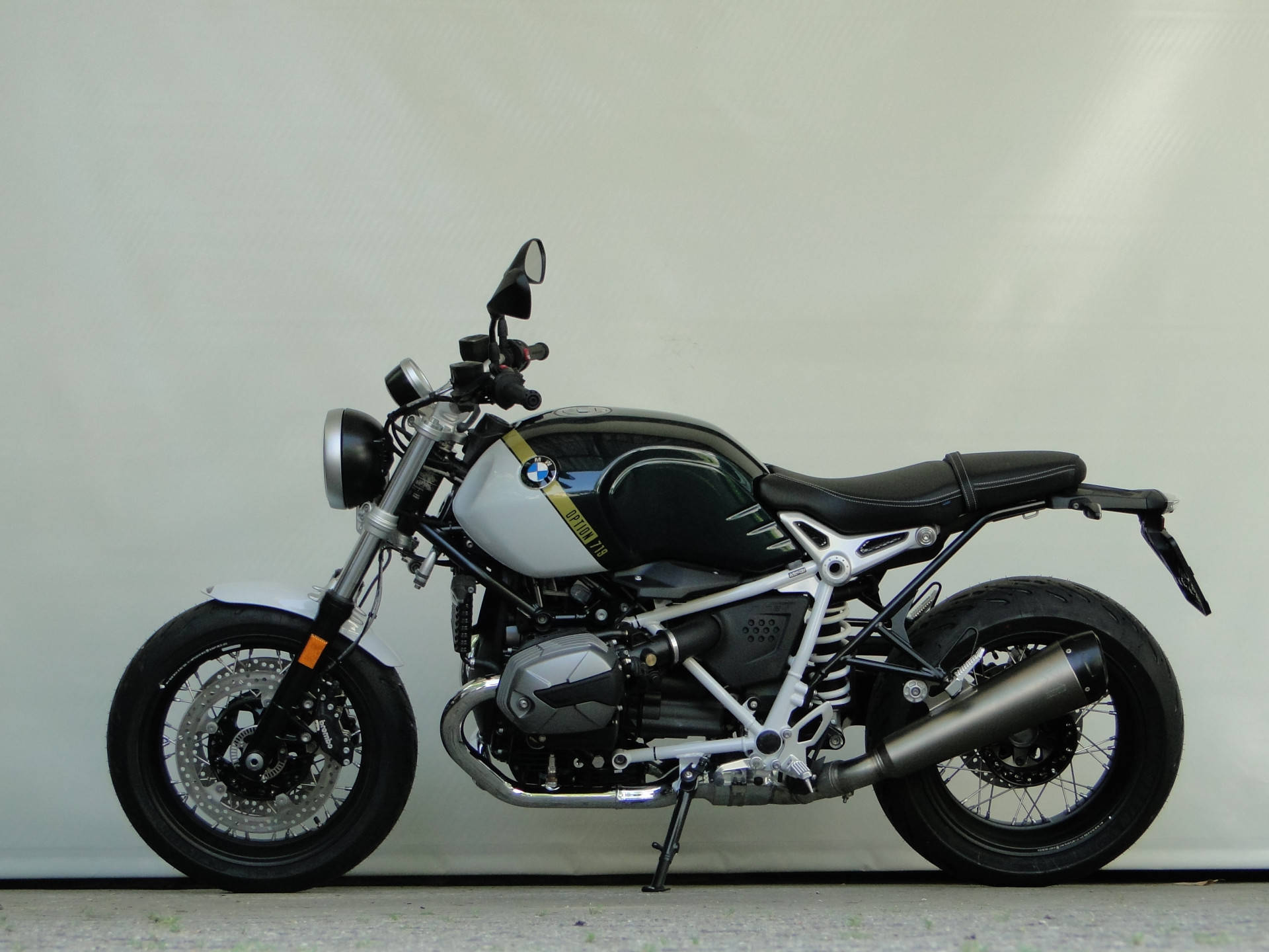 BMW R nineT Pure inkl. 3 Jahre / 30'000km Gratisservice-image-0