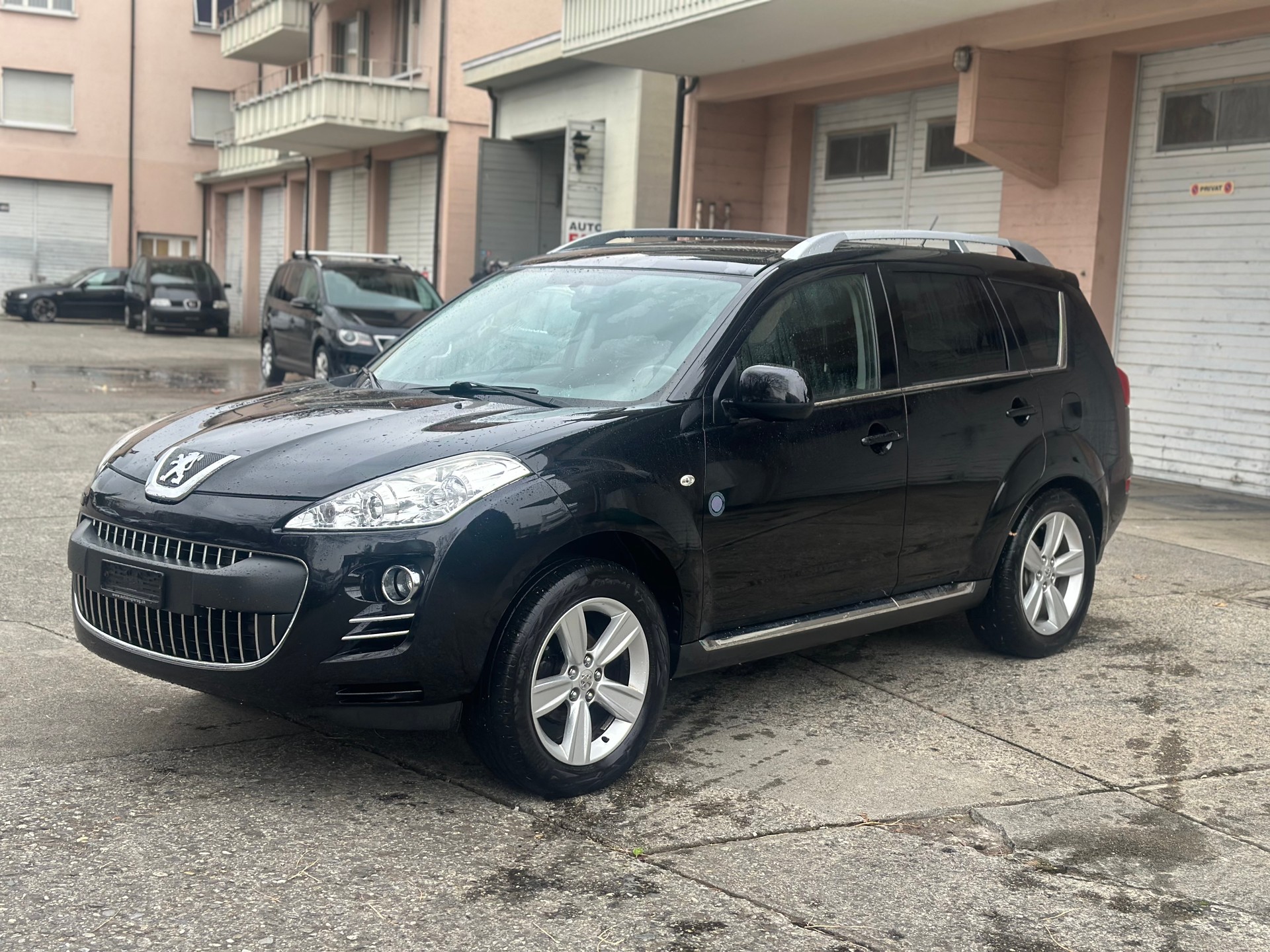 PEUGEOT 4007 2.4 Platinum Edition CVT-image-4