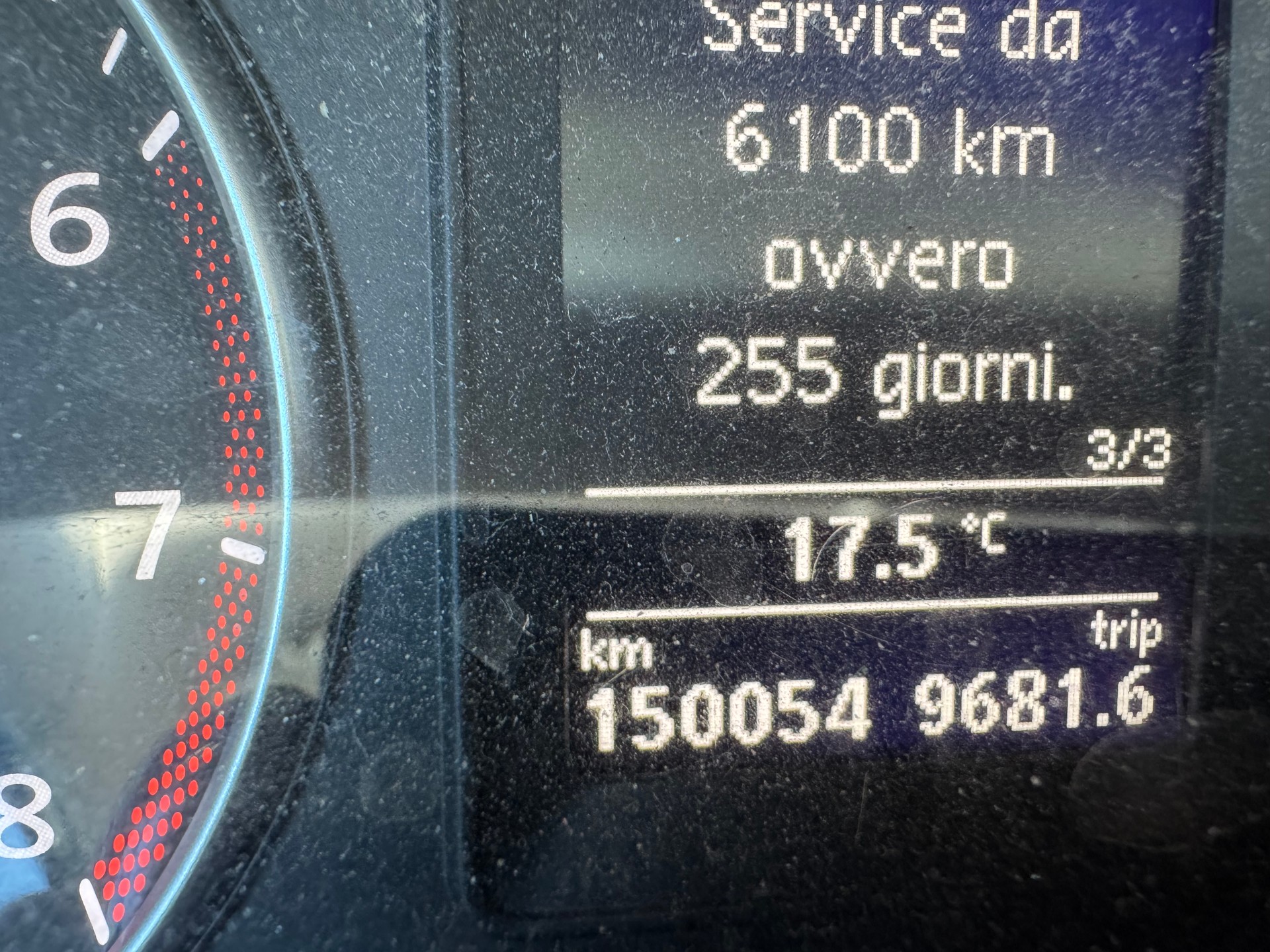 VW Touran 1.2 TSI Comfortline-image-11