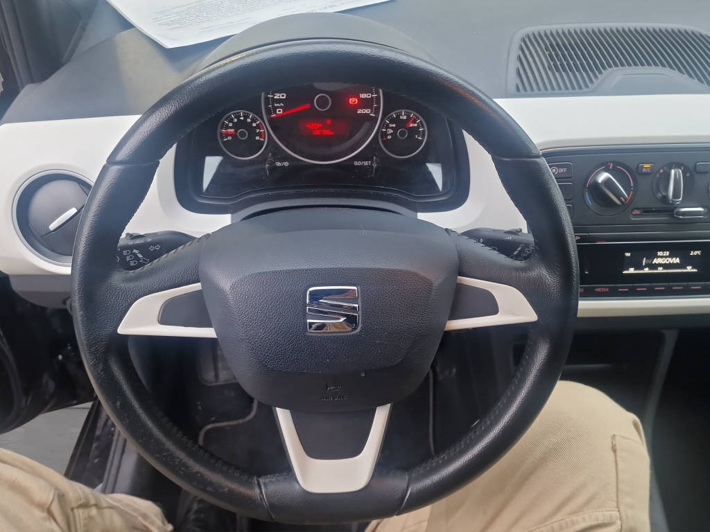SEAT Mii 1.0 MPI 75 Chic-image-13