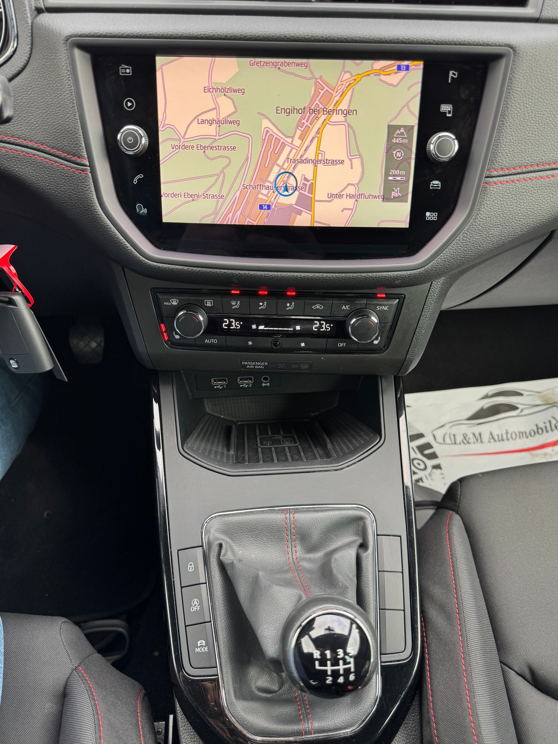 SEAT Arona 1.5 TSI Evo FR-Line-image-10