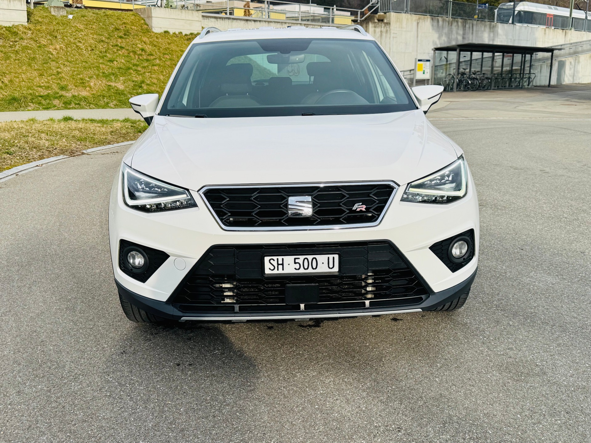 SEAT Arona 1.5 TSI Evo FR-Line-image-2