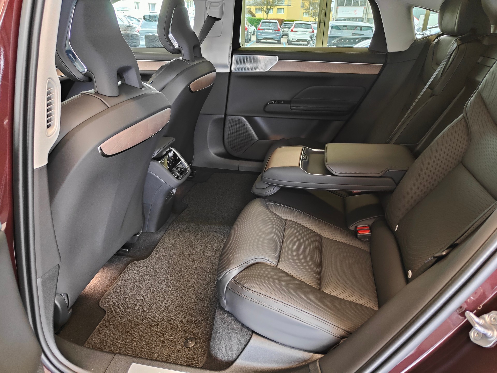 VOLVO ES90 Single 88 kWh Ultra-image-14