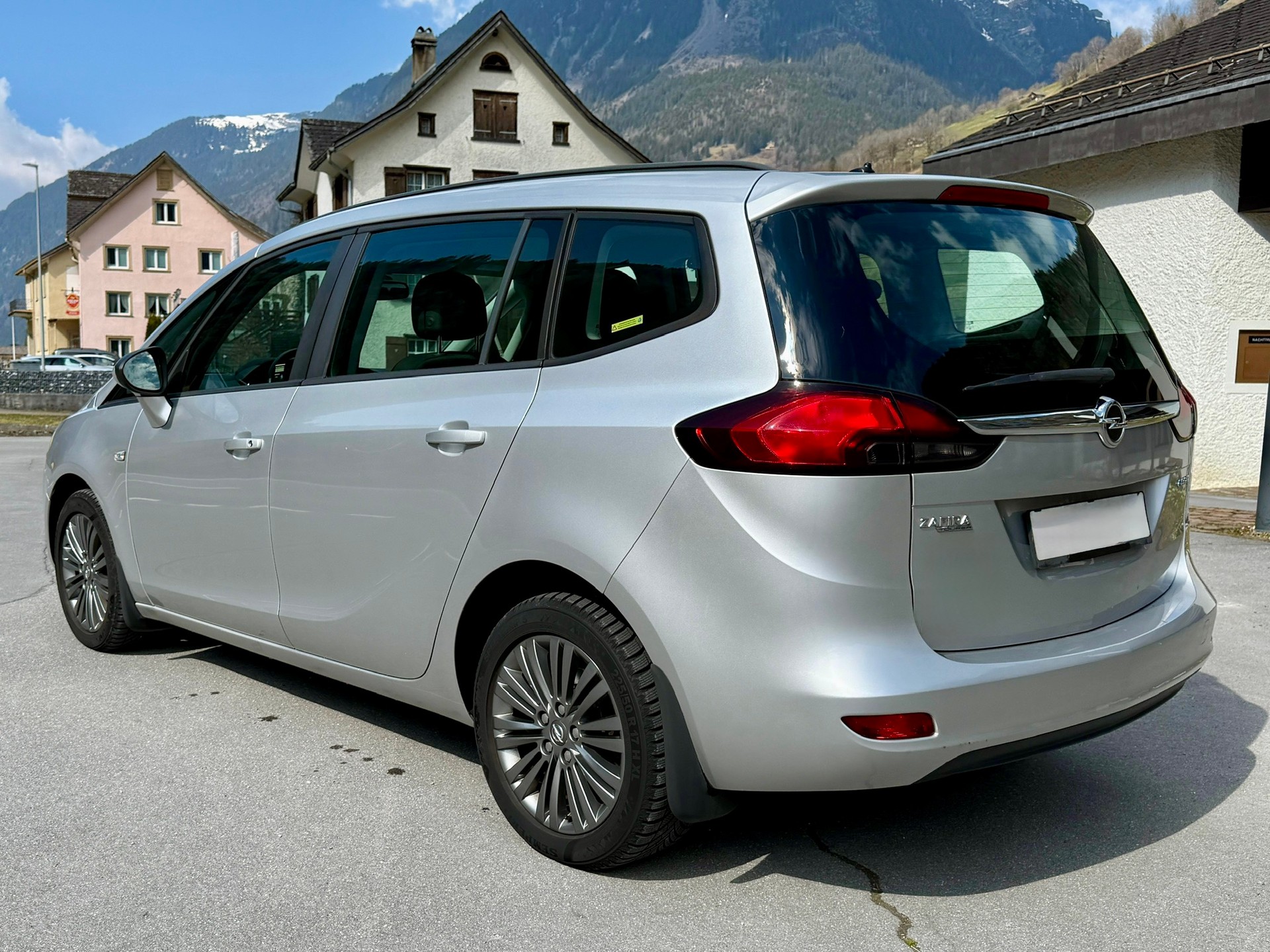 OPEL Zafira Tourer 1.6i 16V CNG Turbo Active Edition-image-6