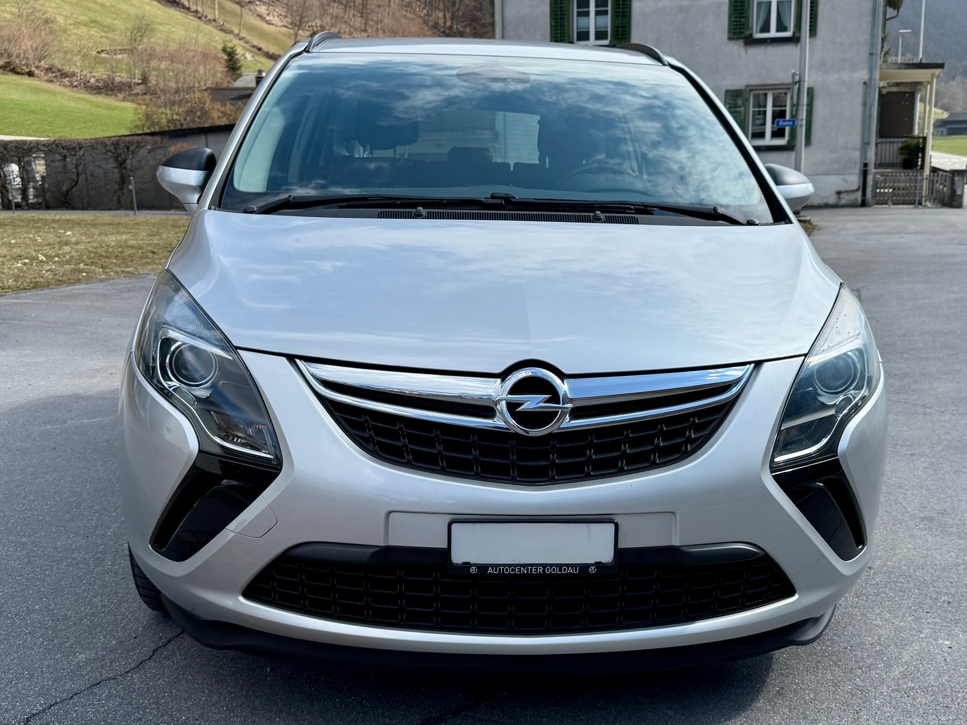 OPEL Zafira Tourer 1.6i 16V CNG Turbo Active Edition-image-1