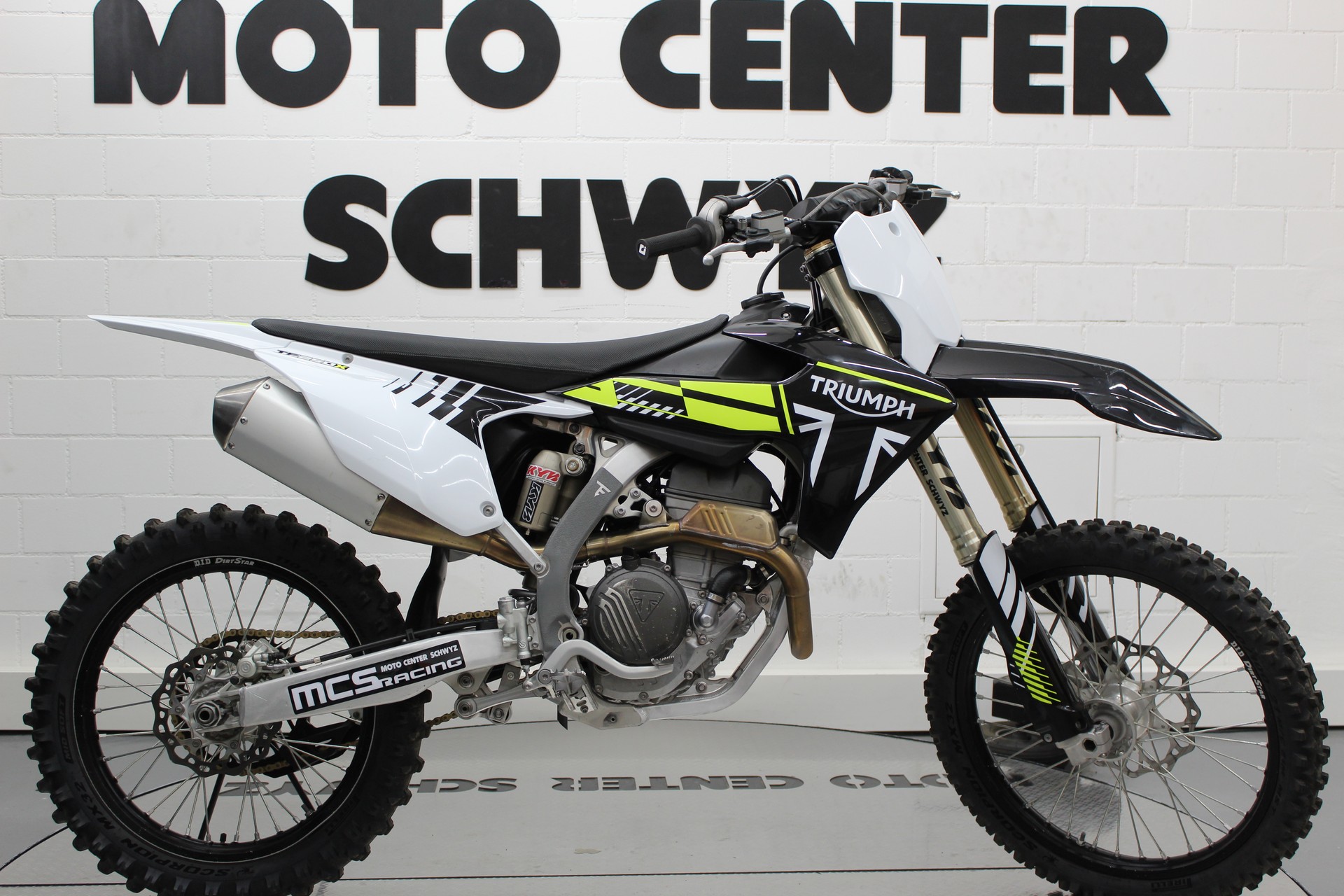 TRIUMPH TF-250 X-image-1