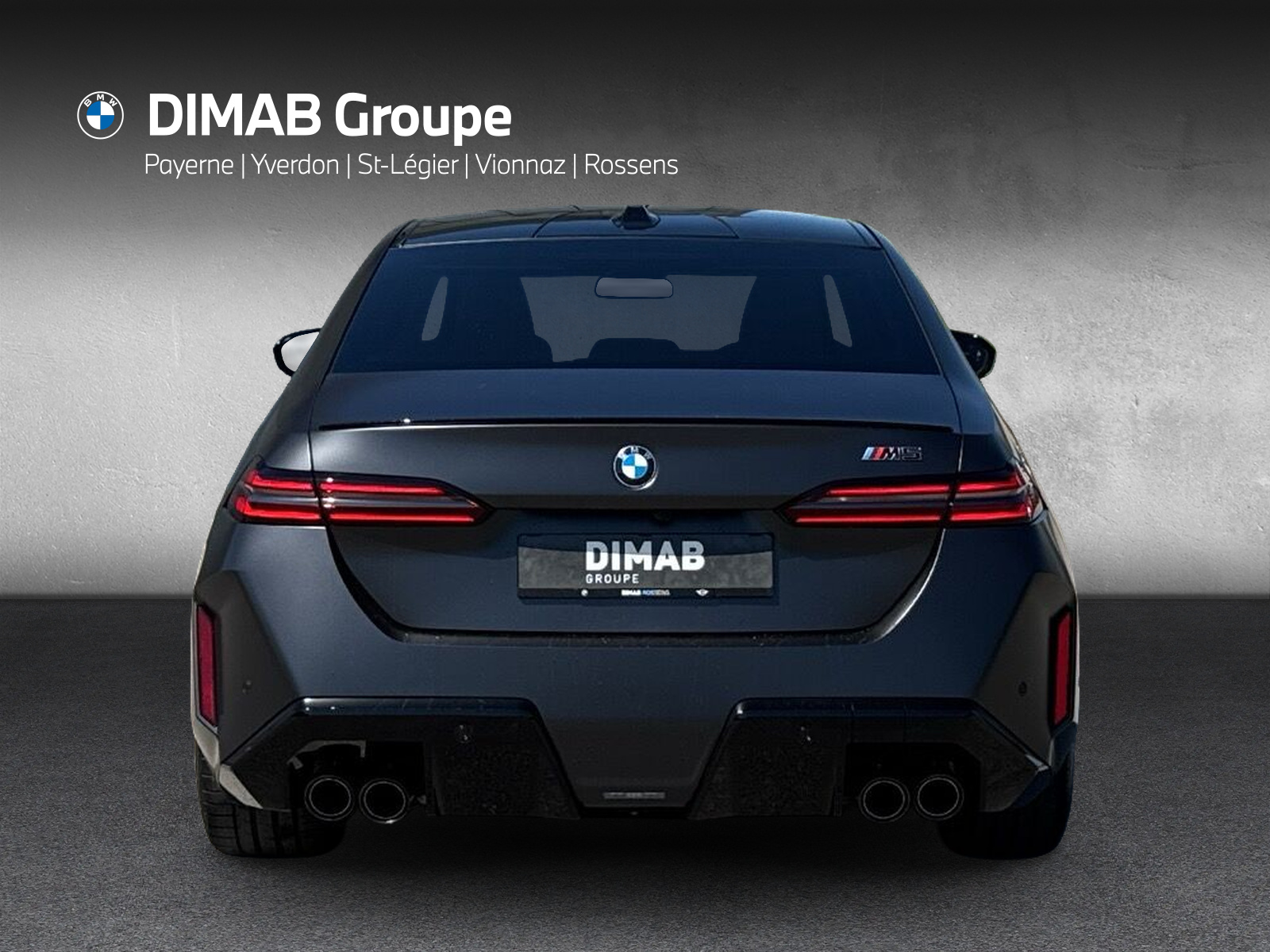 BMW M5 xDrive-showroom-element-3
