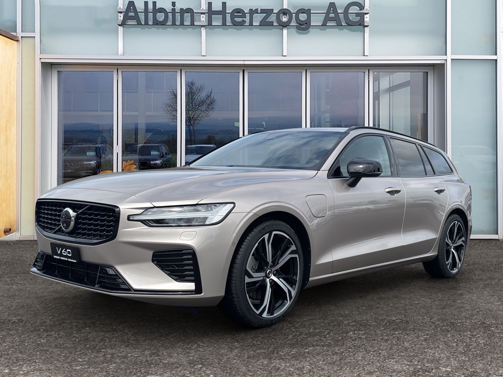 VOLVO V60 2.0 T8 TE Ultra Dark eAWD