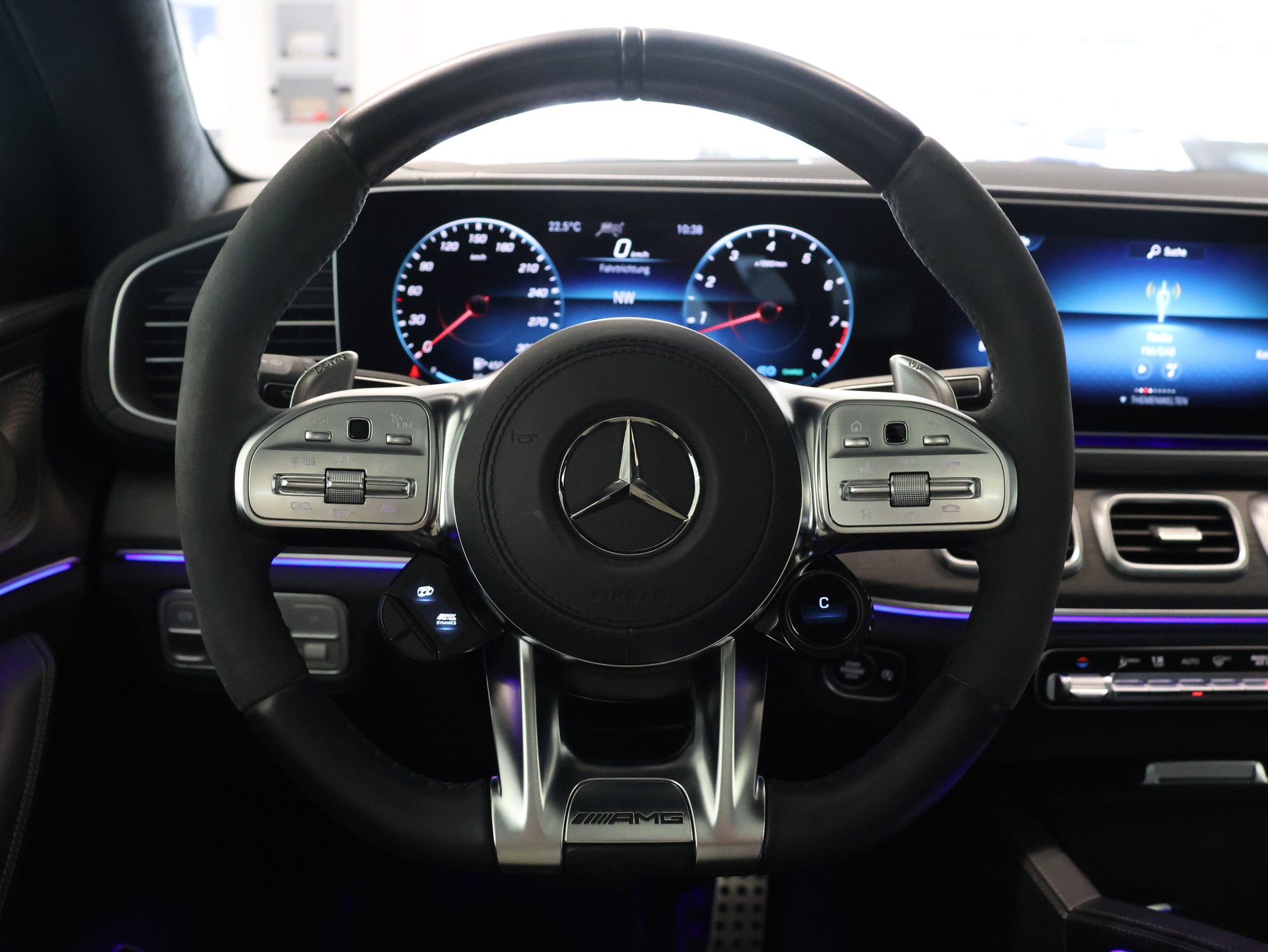 MERCEDES-BENZ GLE Coupé 63 S AMG 4Matic+ Speedshift *Head Up Display* *Sitzheizung / Lüftung* *Mercedes Benz MSI Garantie Plus*-image-25
