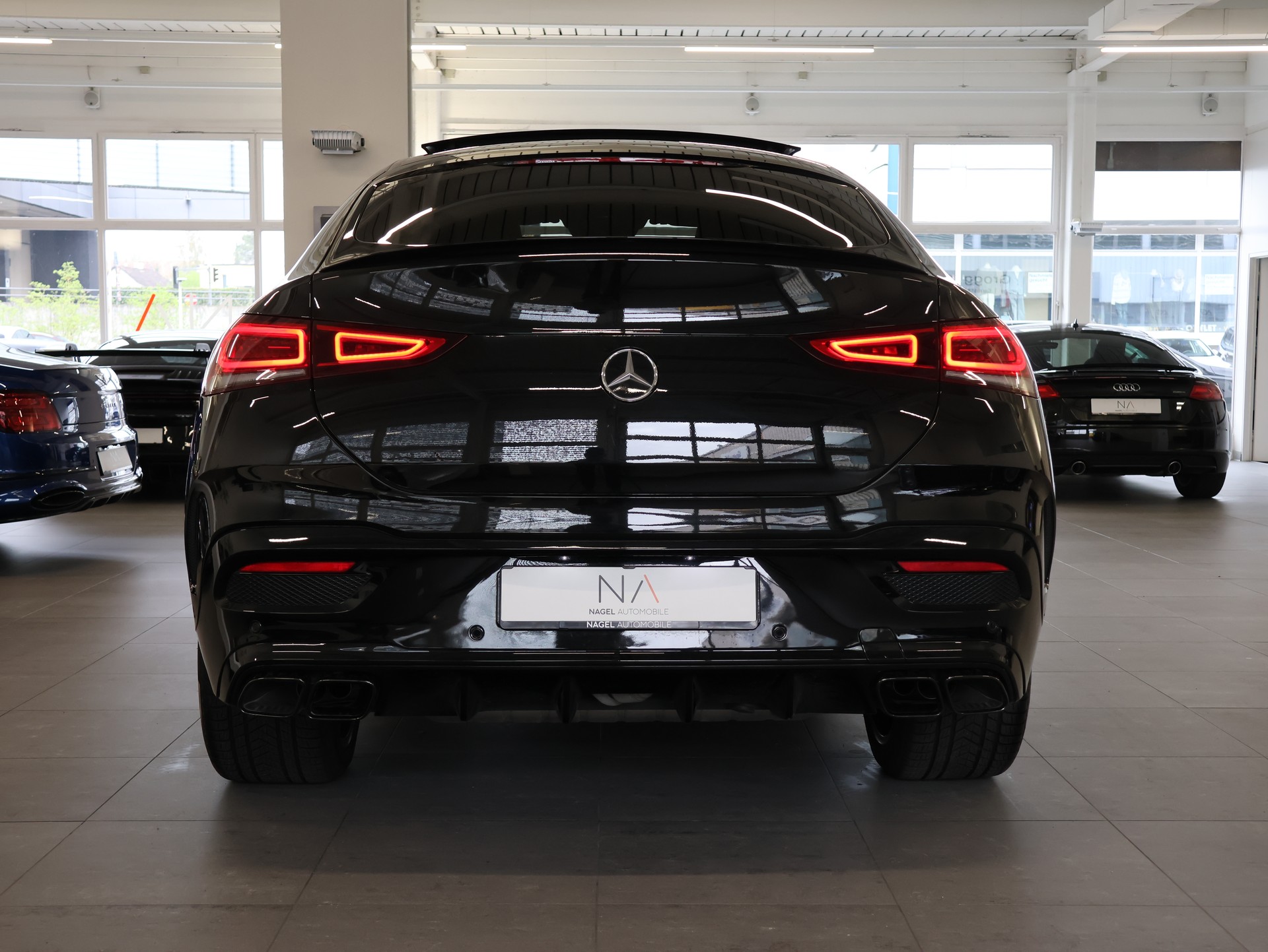 MERCEDES-BENZ GLE Coupé 63 S AMG 4Matic+ Speedshift *Head Up Display* *Sitzheizung / Lüftung* *Mercedes Benz MSI Garantie Plus*-image-4