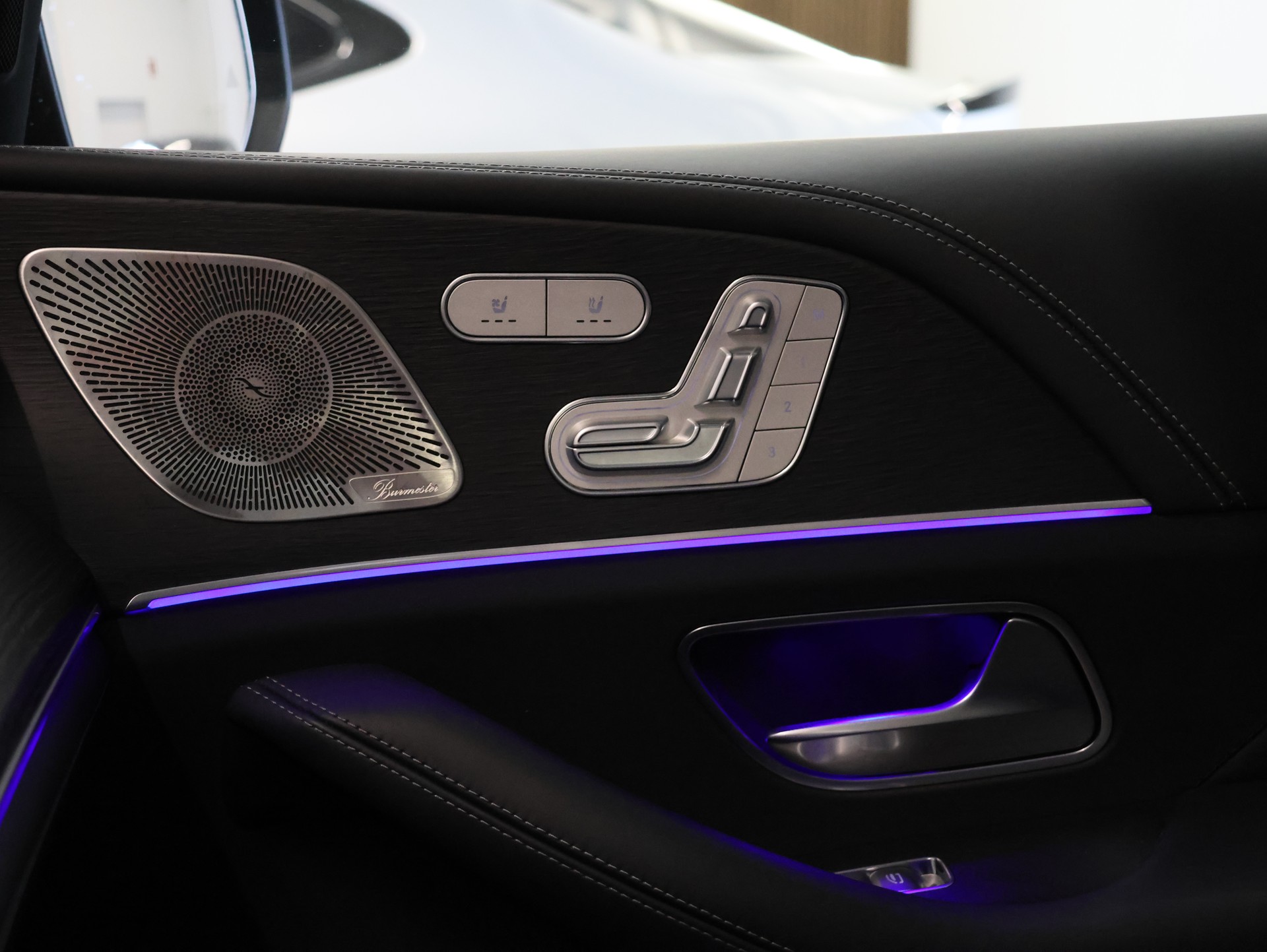 MERCEDES-BENZ GLE Coupé 63 S AMG 4Matic+ Speedshift *Head Up Display* *Sitzheizung / Lüftung* *Mercedes Benz MSI Garantie Plus*-image-36
